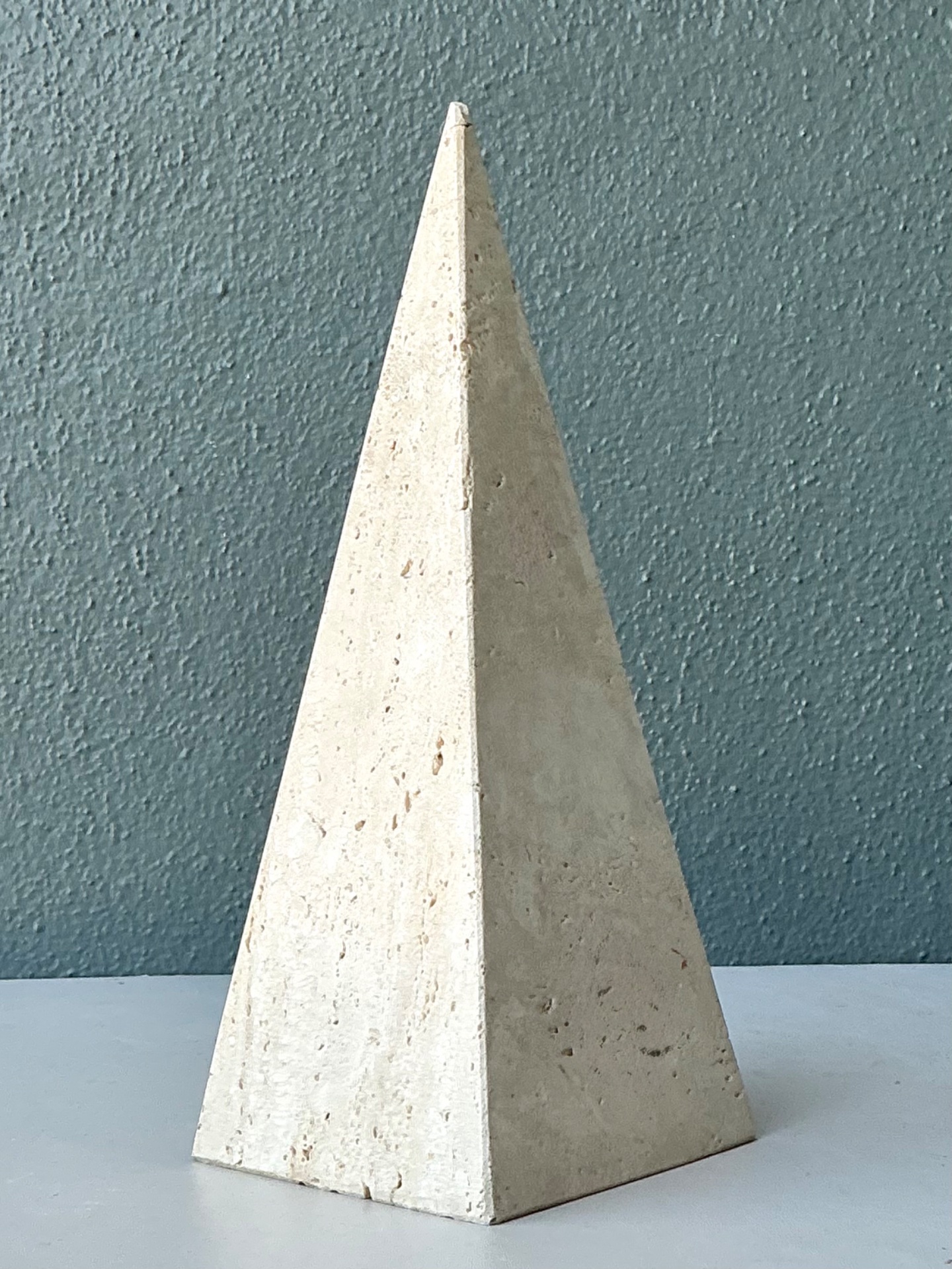 Vintage Travertine Pyramid Sculpture - Detail view