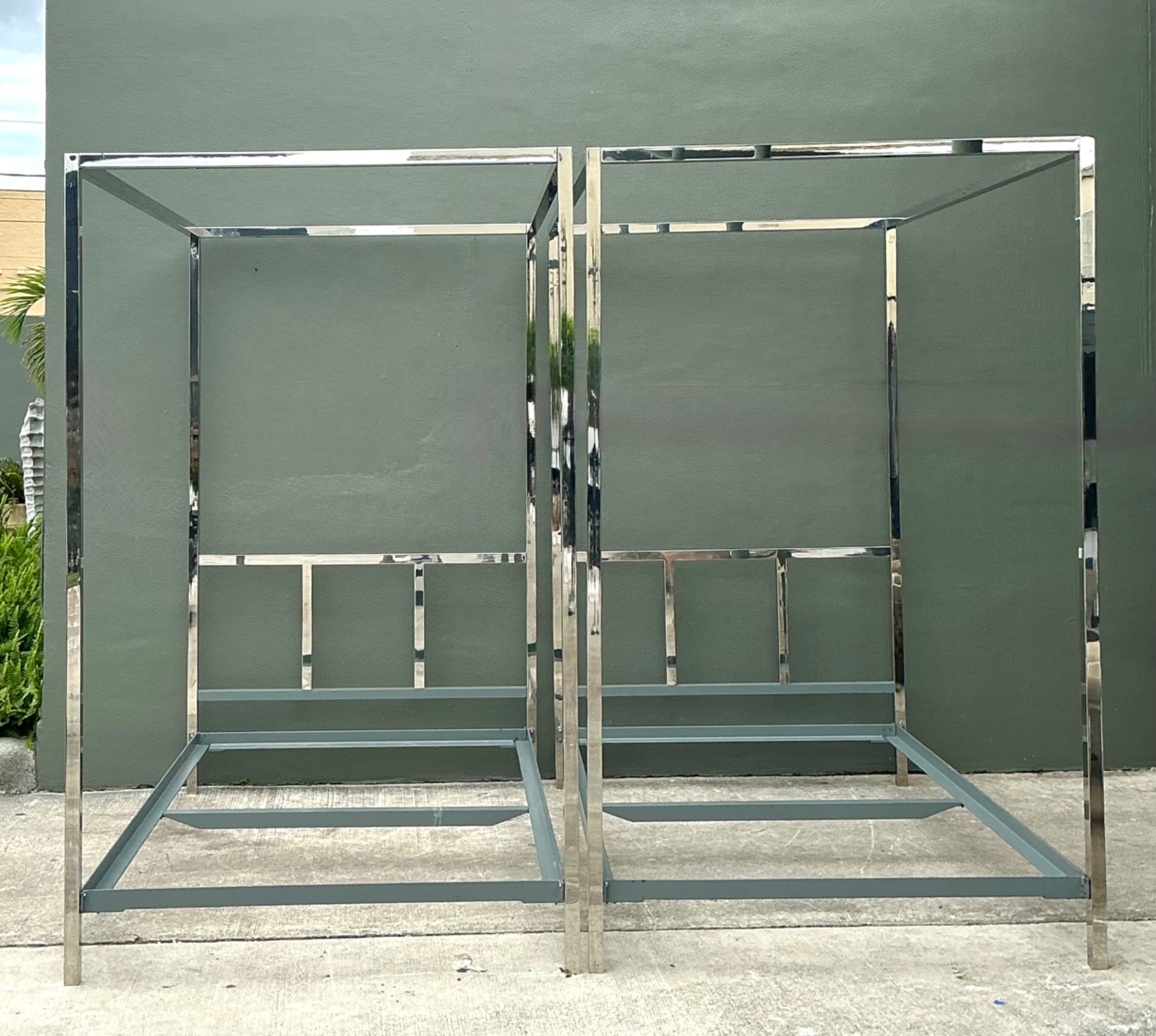 Vintage Chrome Twin Canopy Bed Frames After Milo Baughman - Top view