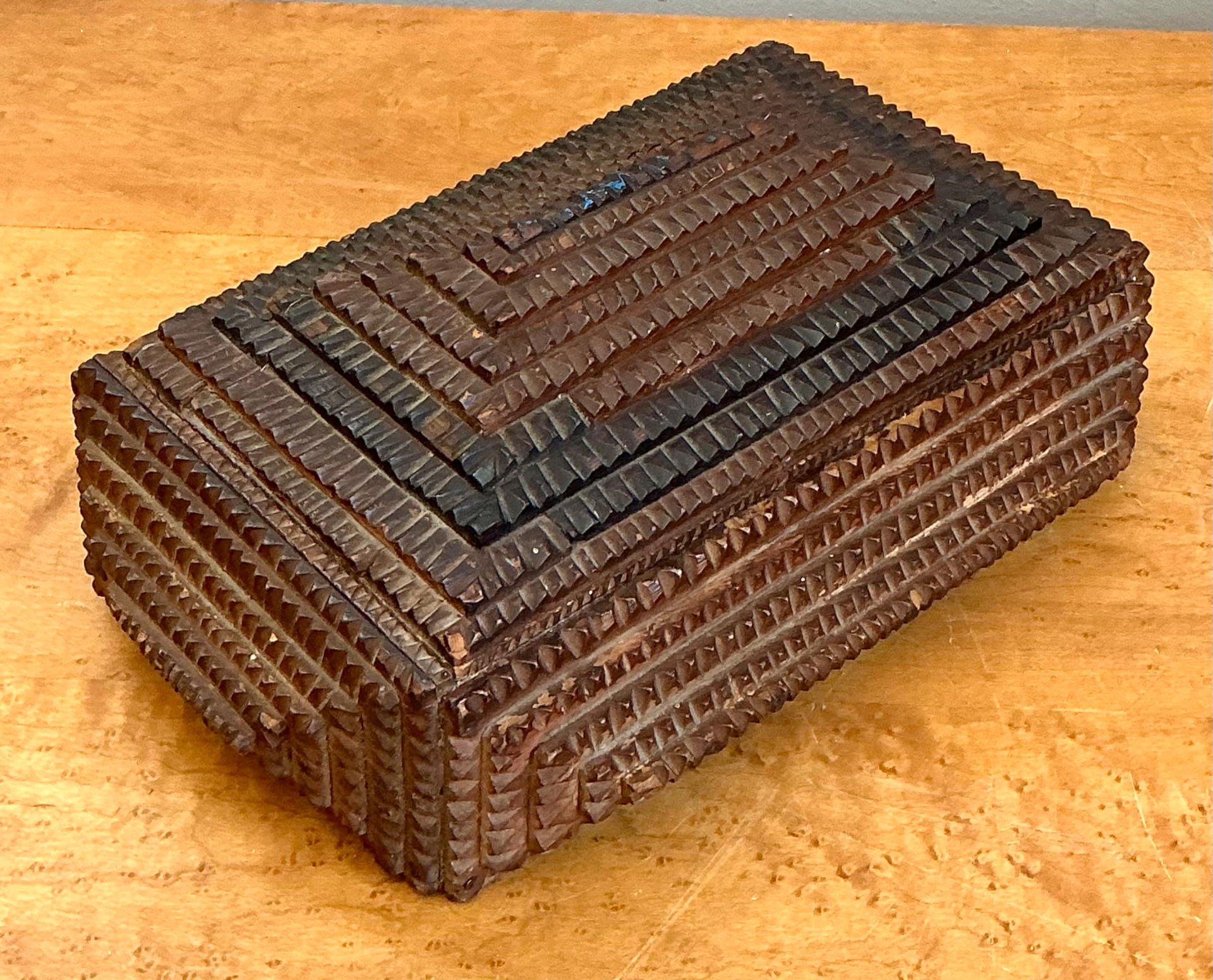 Vintage Tramp Art Wood Box - Detail view