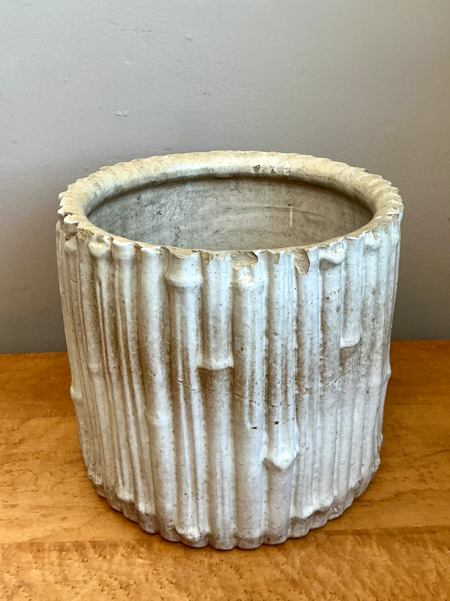 Vintage Faux Bamboo White Ceramic Pot - Detail view