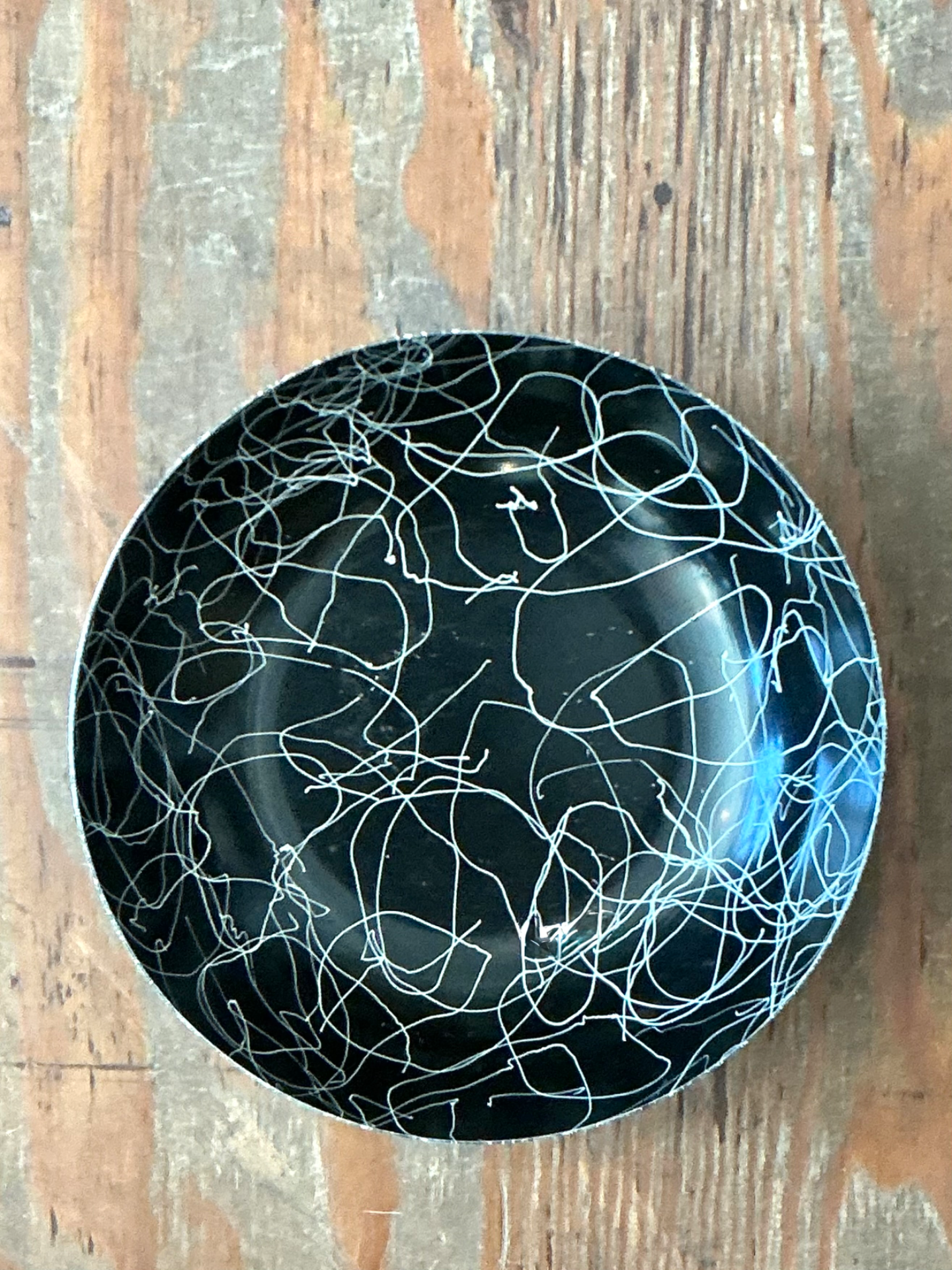 Vintage Black and White Melamine Bowl - Detail view