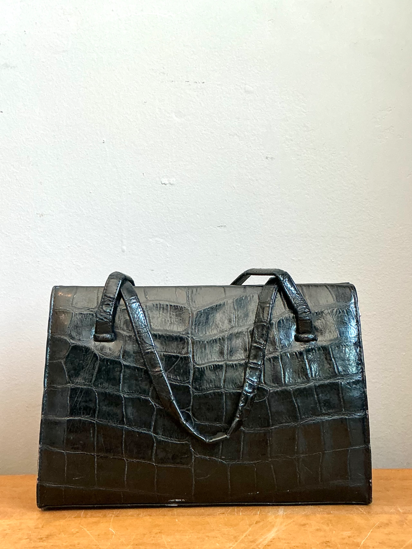 Vintage Crocodile Handbag with Metal Frame - Side view