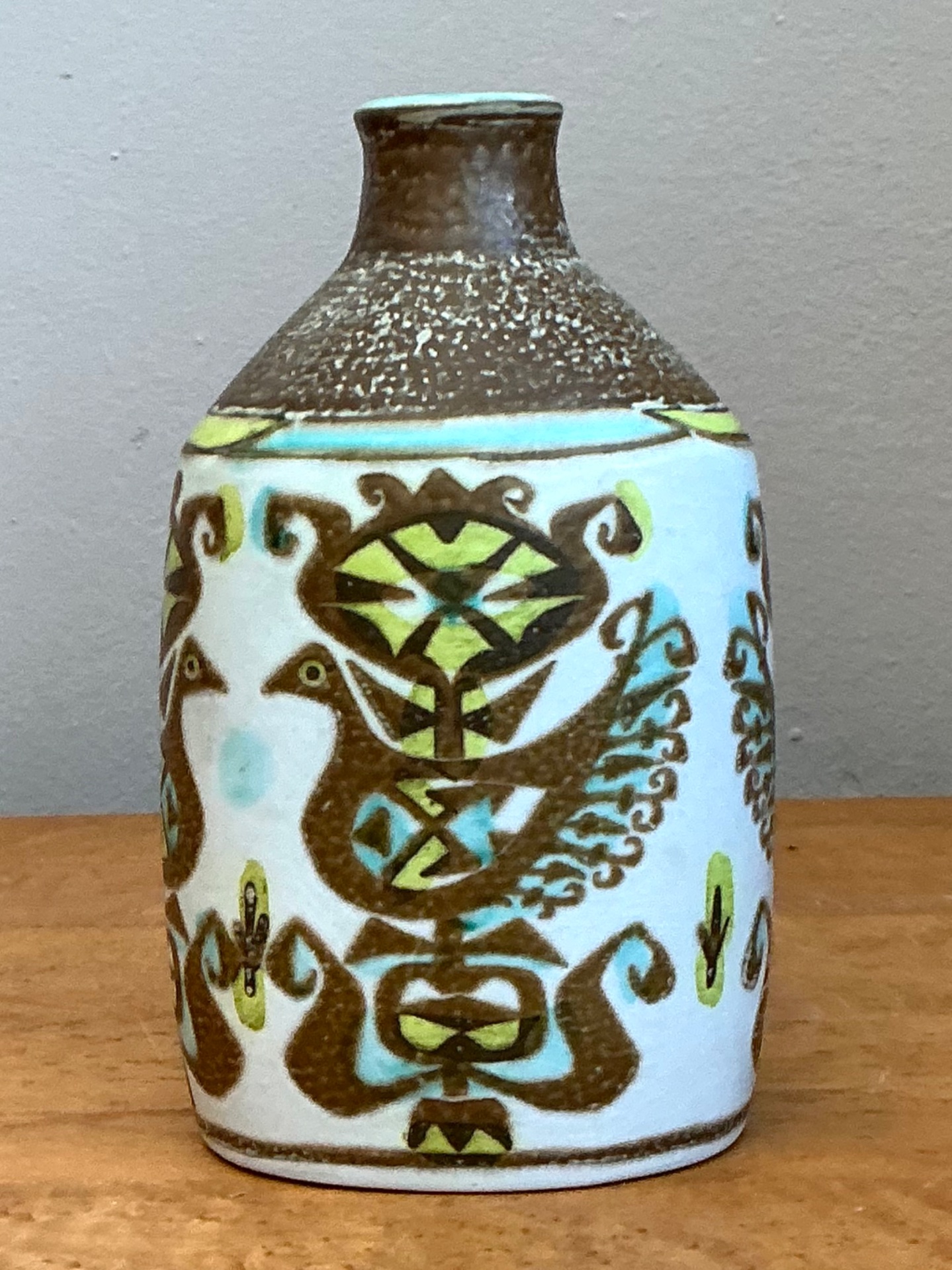 Vintage Scandinavian Folk Art Vase - Detail view