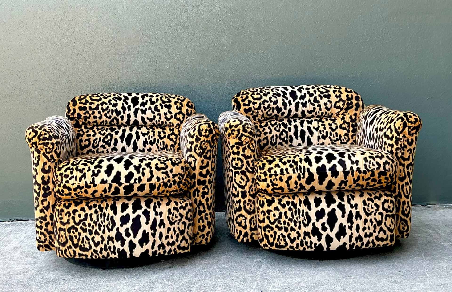 Vintage Leopard Velvet Swivel Chairs - Pair - Detail view