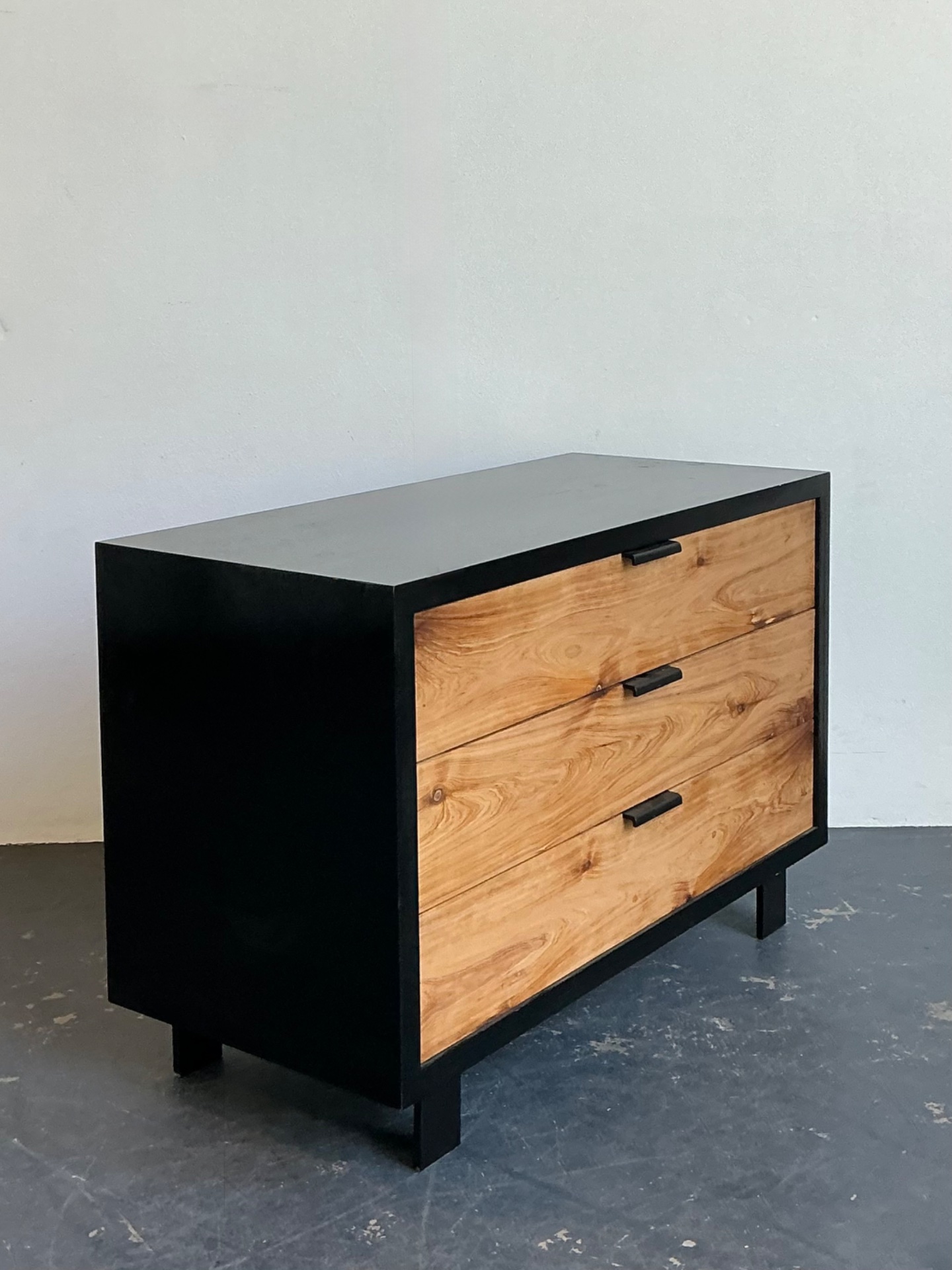Vintage EJ Victor Modernist Chest Of Drawers - Back view