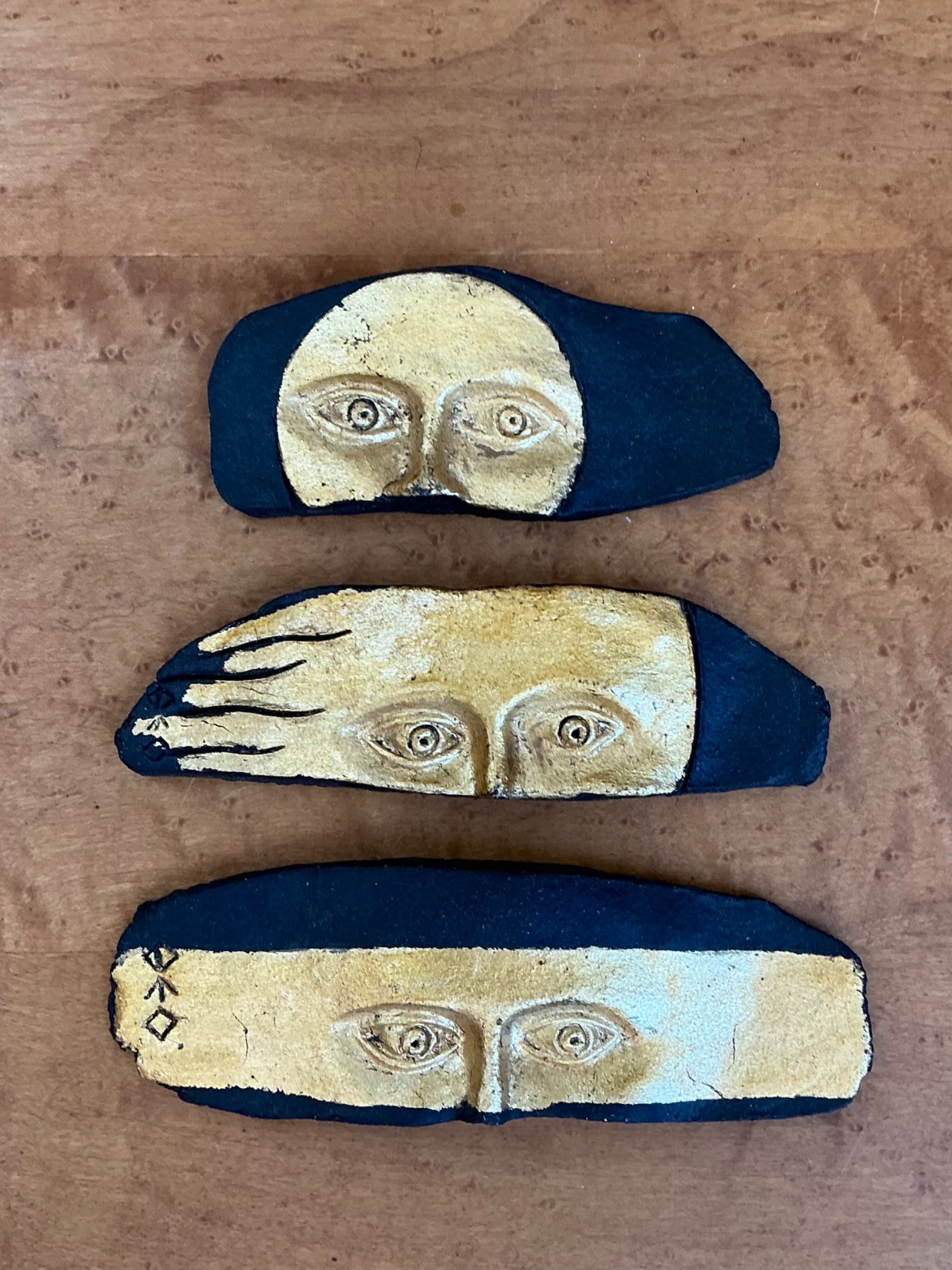 Vintage Original Studio Pottery Gilt Face Stripes - Set Of 3 - Back view