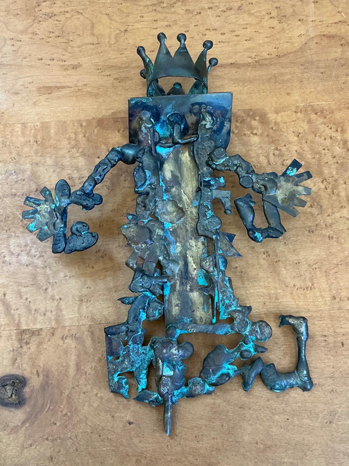 Vintage Patinated Metal King Sculpture - Back view