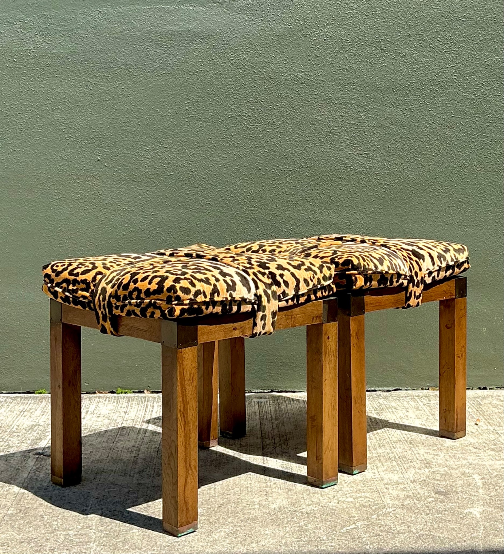 Vintage Leopard Strapped Campaign Stools - A Pair - Detail view