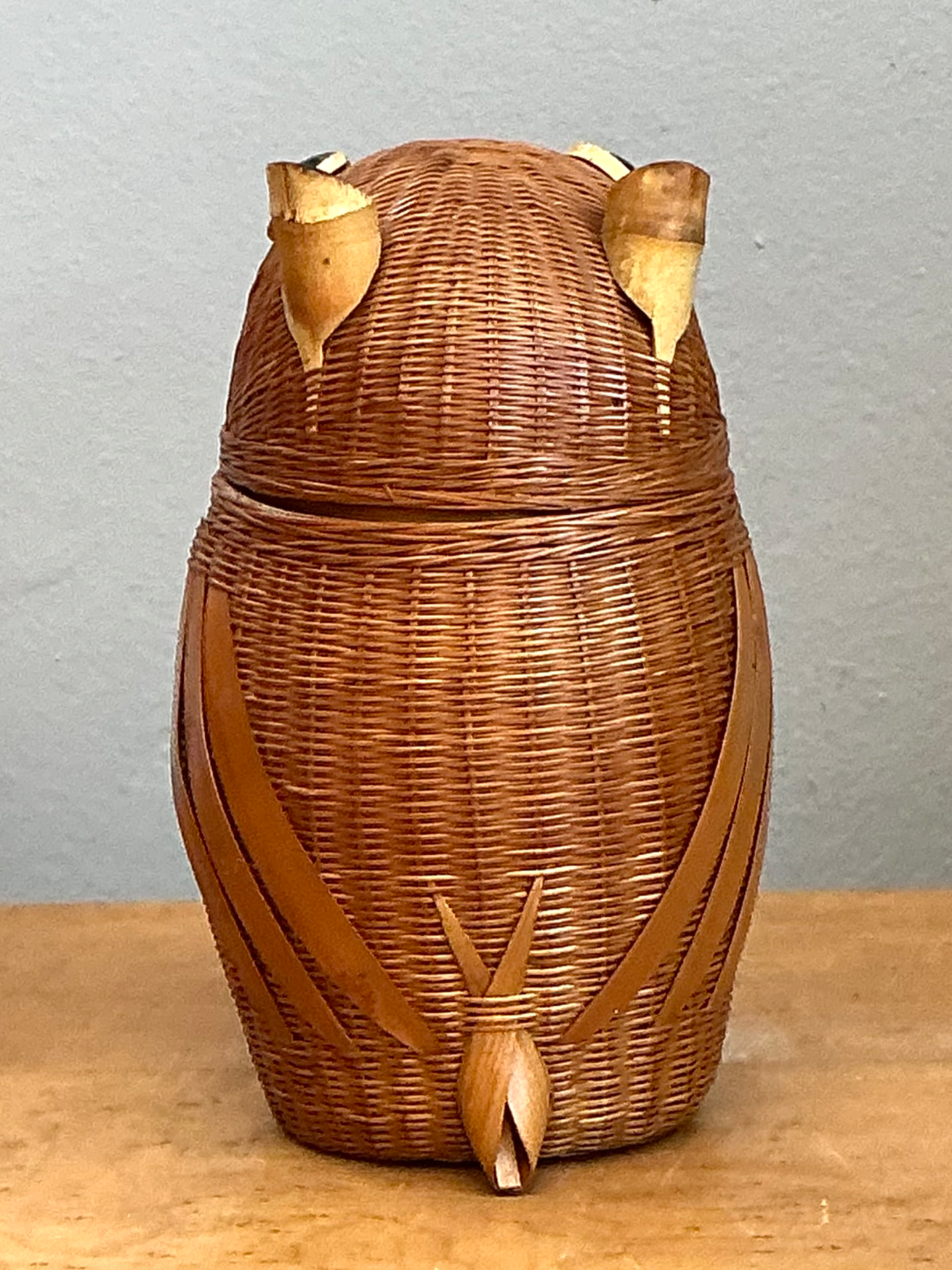 Vintage Shanghai Weave Rattan Owl Basket - Back view