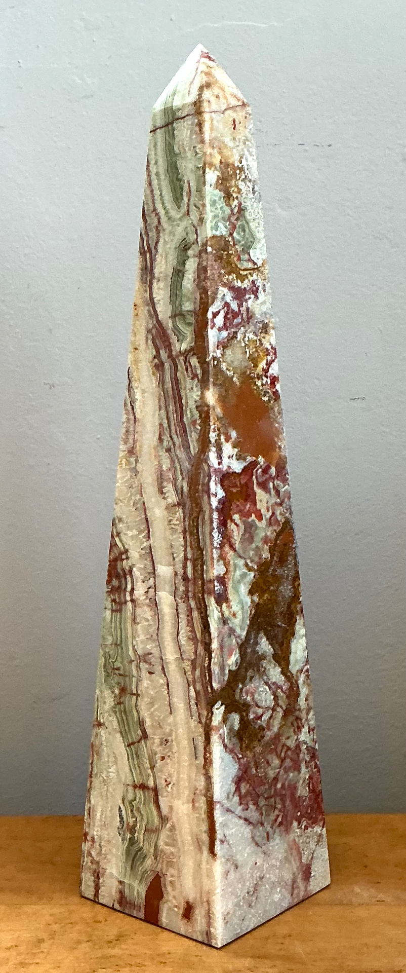 Vintage Stone Onyx Obelisk - Detail view