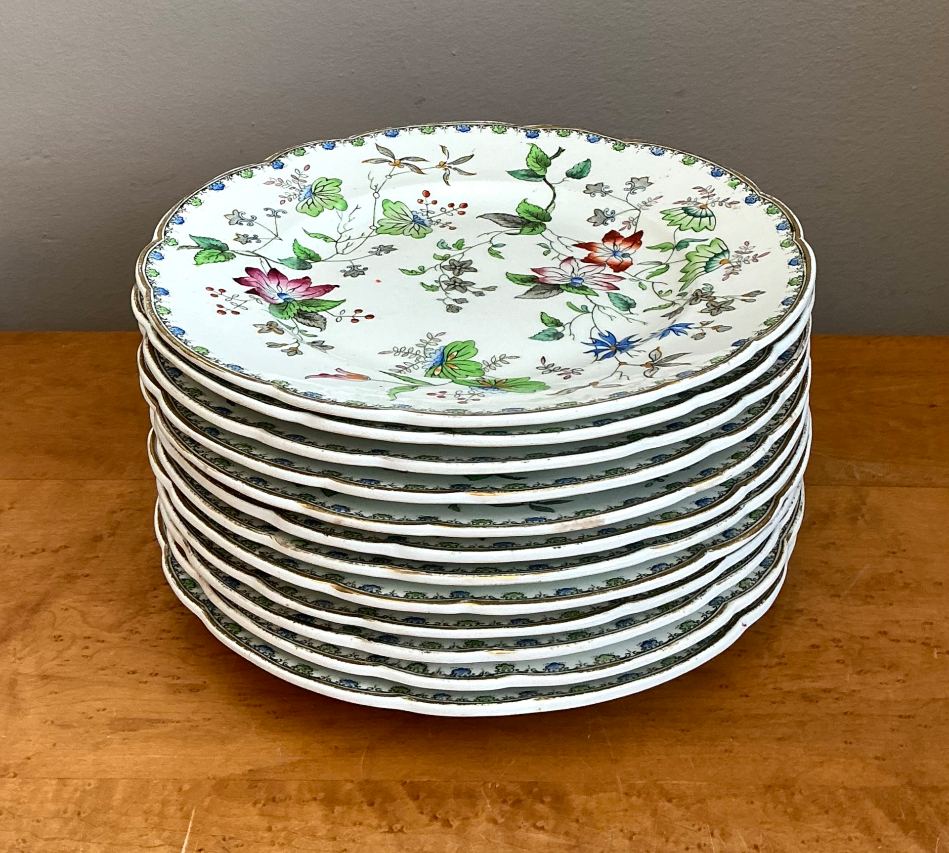 George G Vintage “Challie” Floral Patterned Porcelain Plates - Set of 12 - Detail view