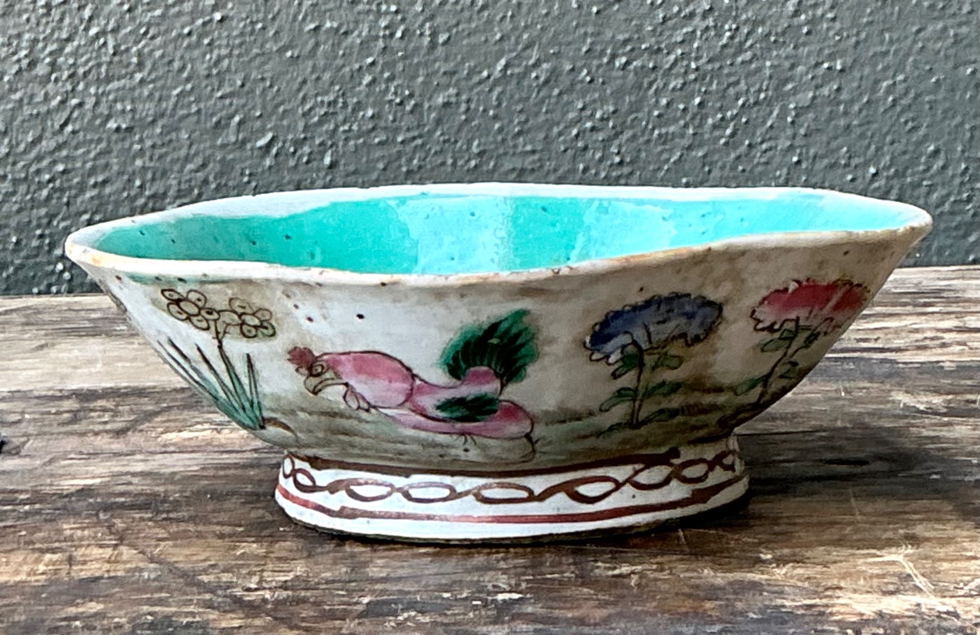 Vintage Asian Scalloped Floral Bowl - Back view