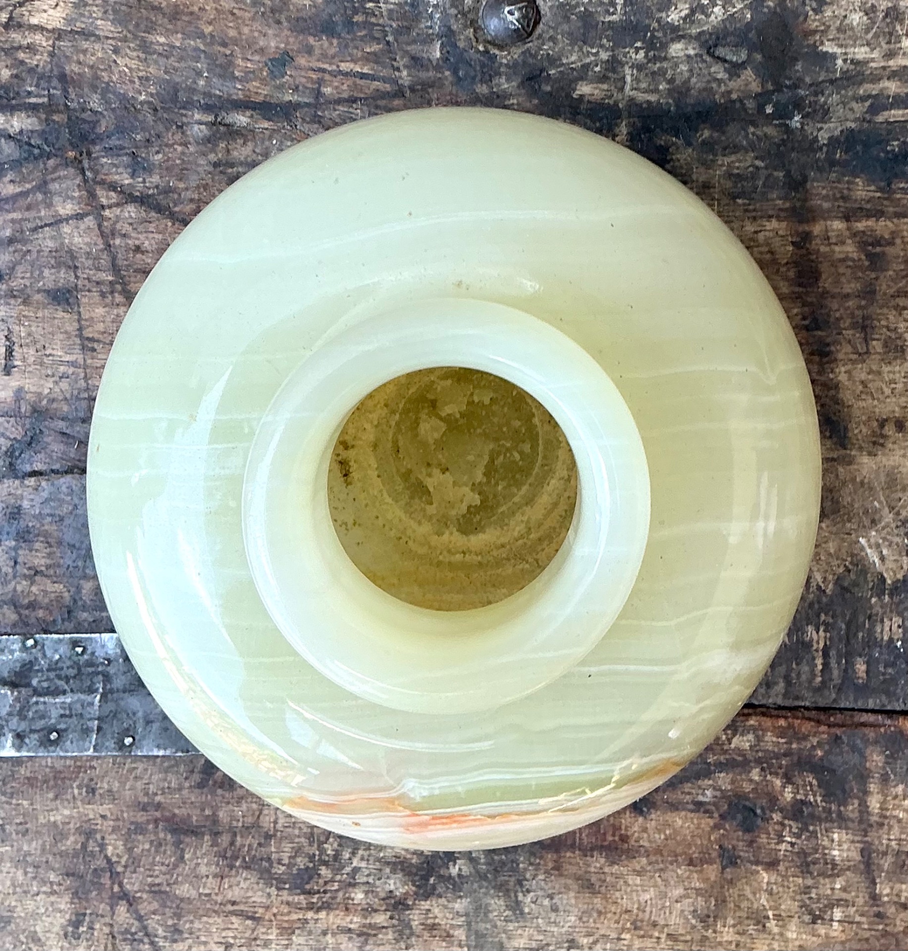 Vintage Stone Onyx Vase - Detail view