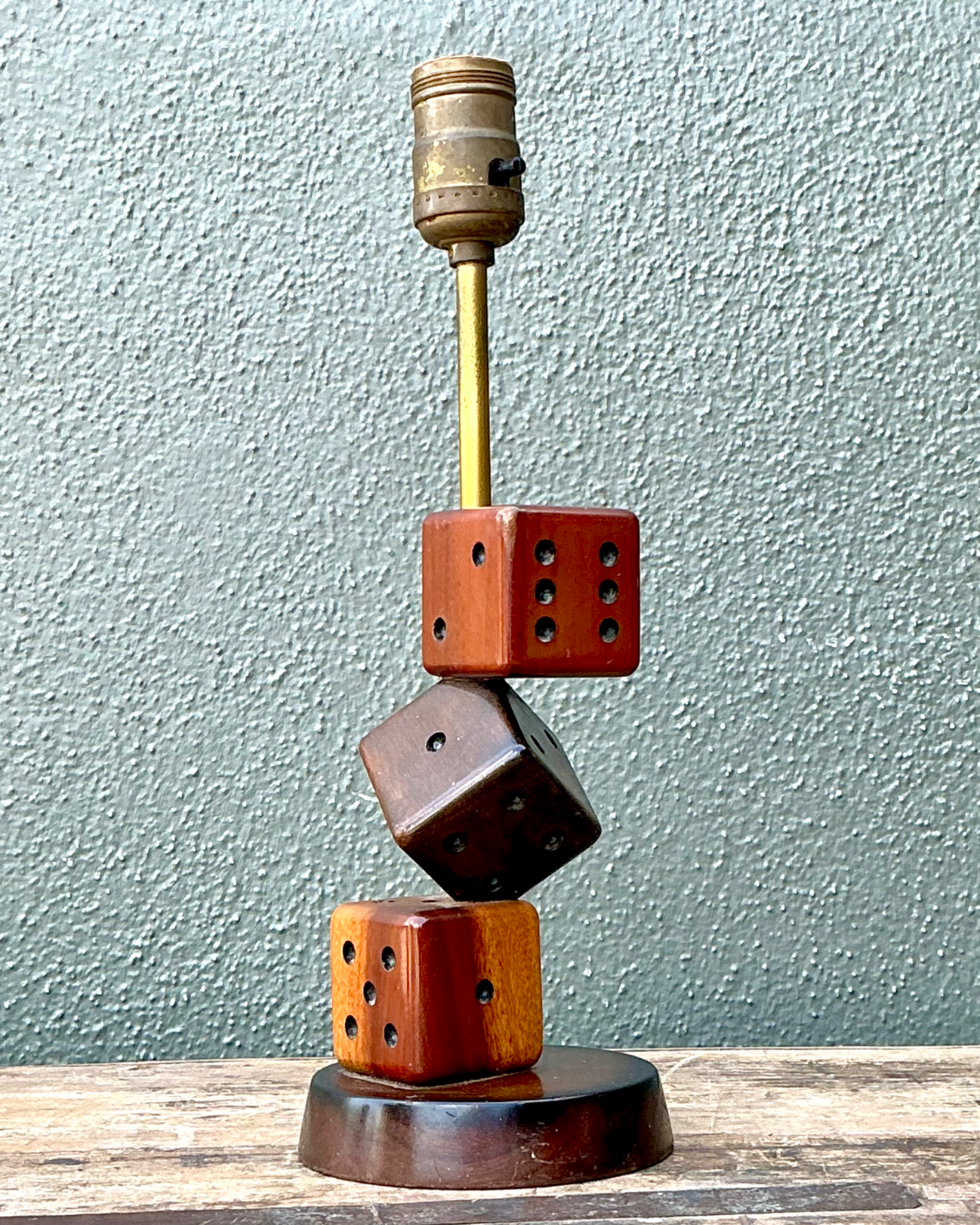 Vintage Wood Dice Desk Lamp - Detail view