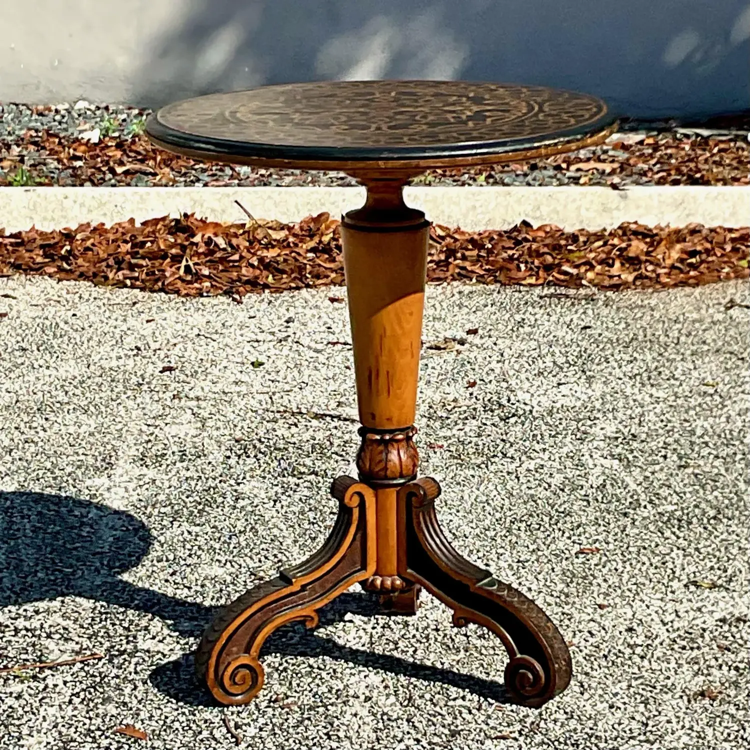 Late 19th Century Marquetry Drop Side Table - Detail view