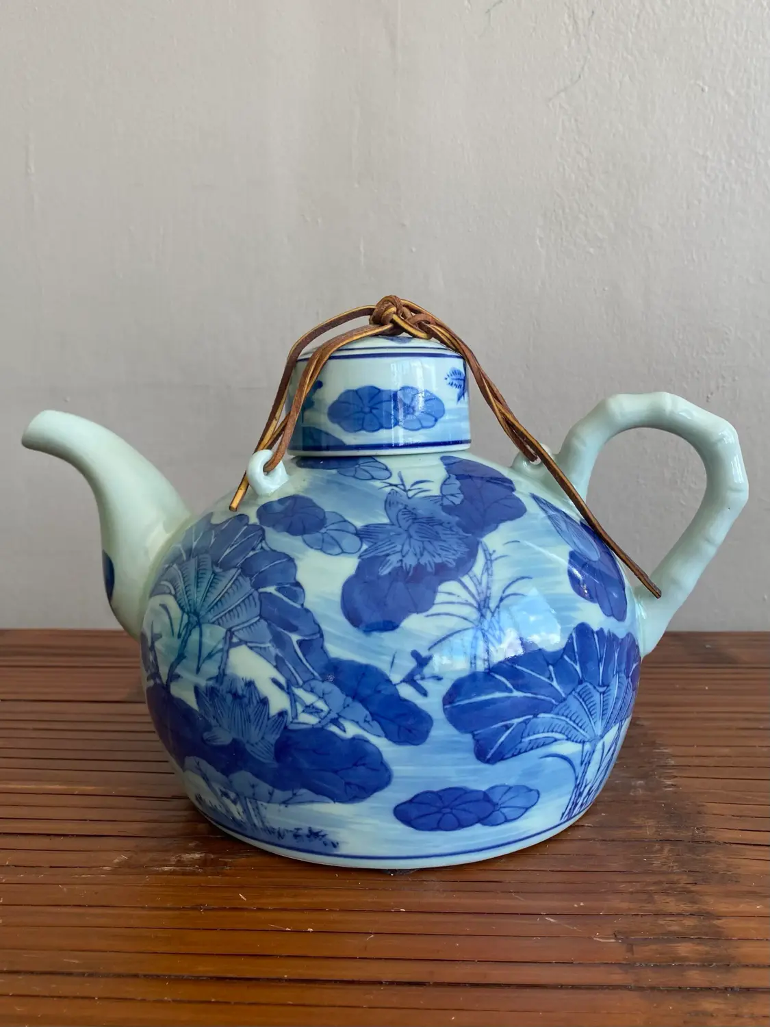 Late 20th Century Boho Blue and White Chinese Porcelain Teapot - Back view