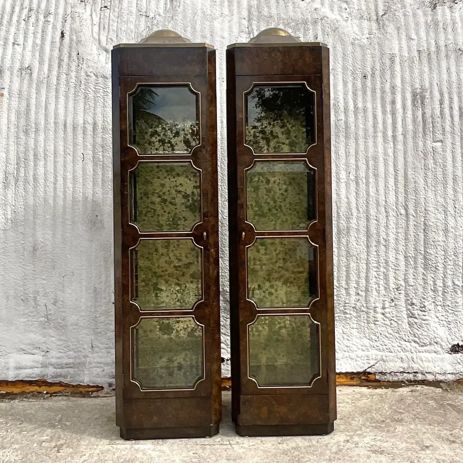 Late 20th Century Vintage Boho Burl Wood Tower Etageres After Mastercraft - Back view
