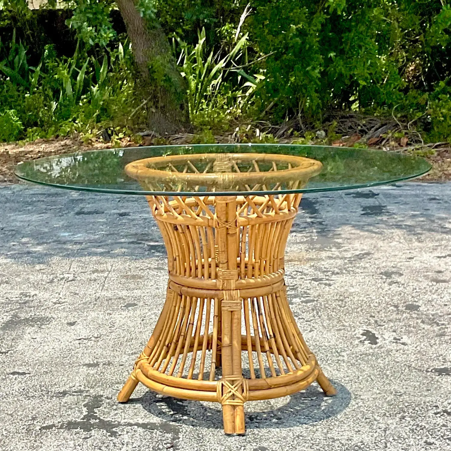 Late 20th Century Vintage Coastal Trellis Rattan Dining Table - Detail view