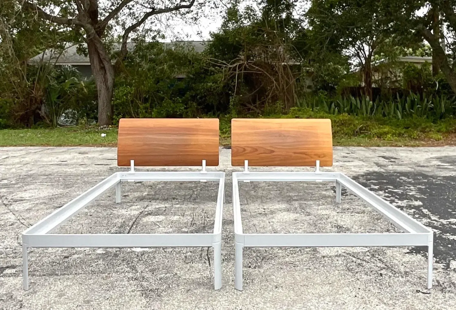 Late 20th Century Vintage Contemporary Wood Flared Twin Beds - a Pair - Top view
