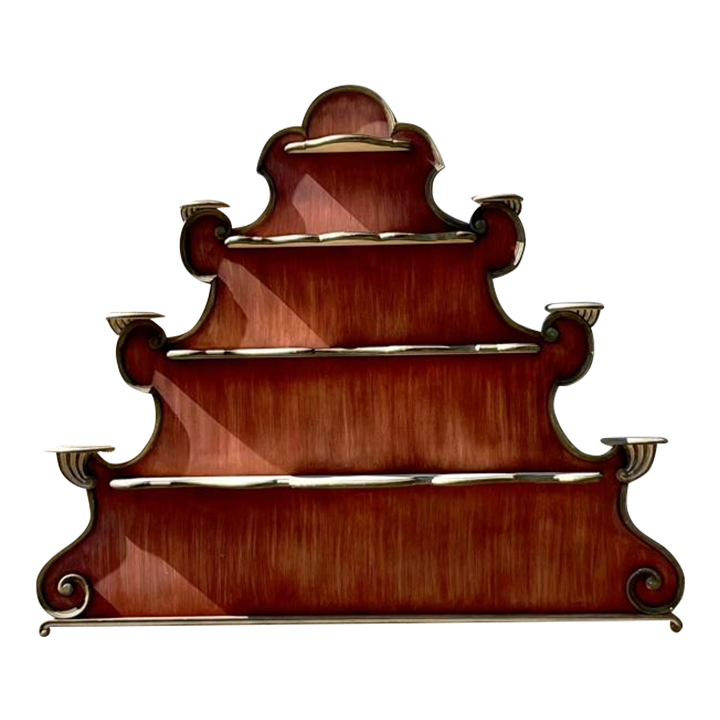 Late 20th Century Vintage Regency Baker Scalloped Wall Plate Rack - Detail view