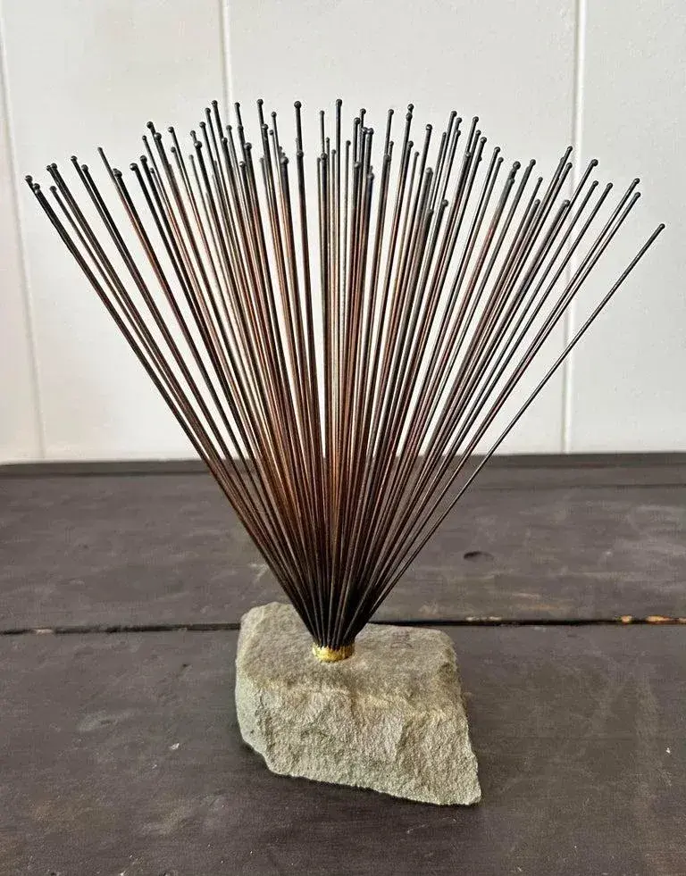 Mid 20th Century Midcentury Modern Kinetic Spray Sculpture - Side view