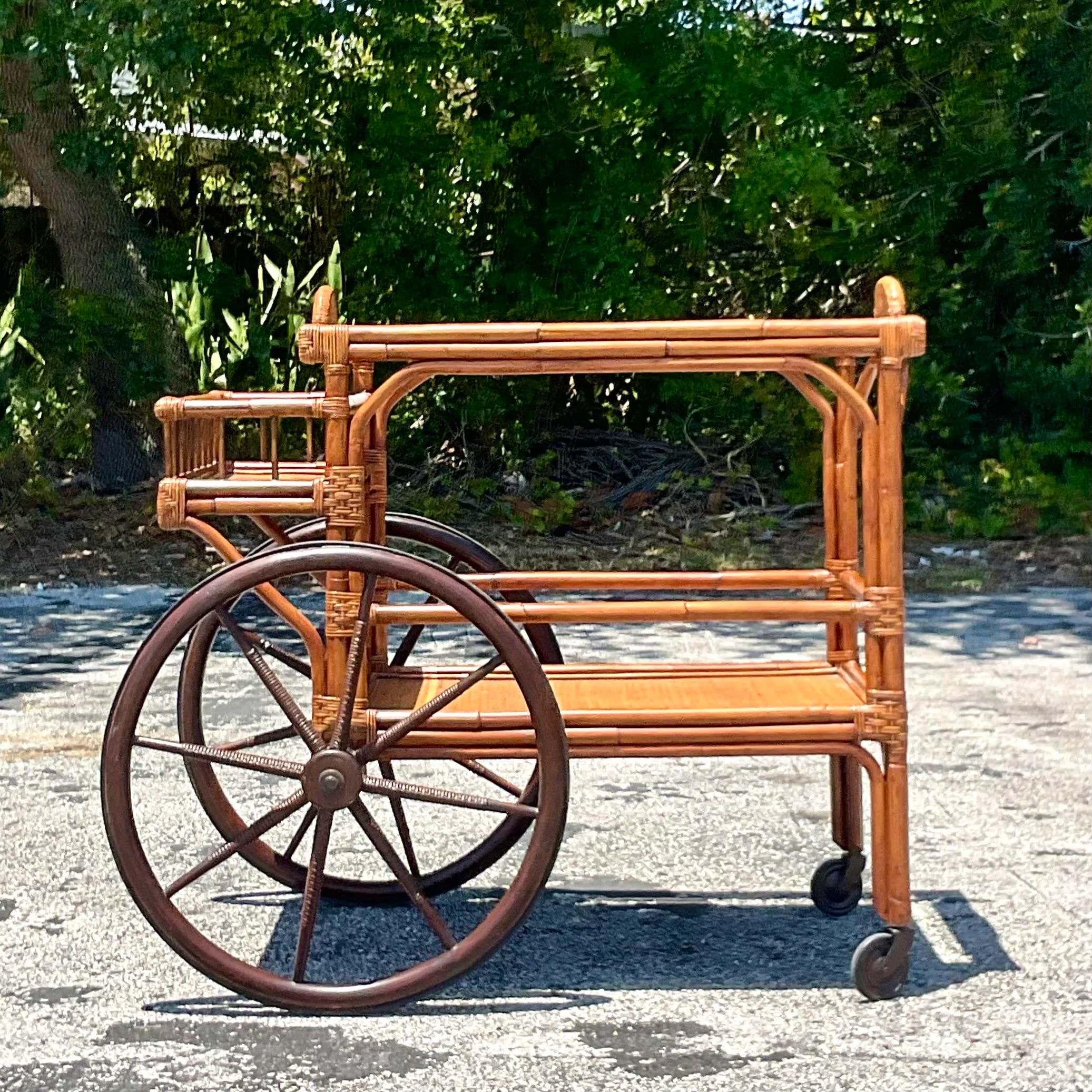 Mid 20th Century Vintage Coastal Rattan Bar Cart - Detail view