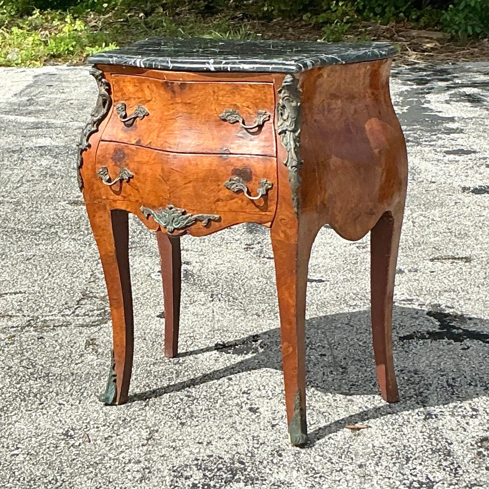 Mid 20th Century Vintage Regency Burl Wood and Ormolu Chest of Drawers - Side view