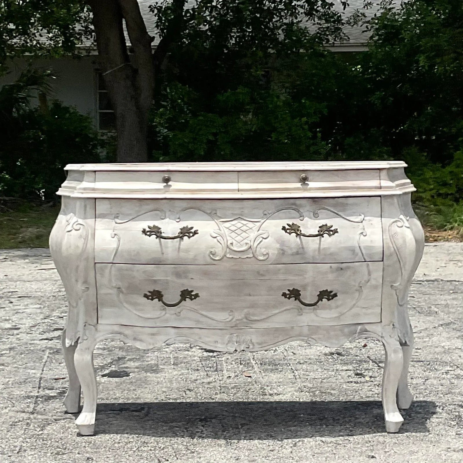 Mid 20th Century Vintage Regency Cerused Bombe Chest of Drawers - Side view