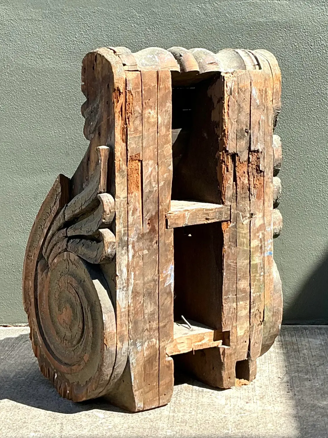 Vintage 1880s Monumental Distressed Wood Corbel - Back view