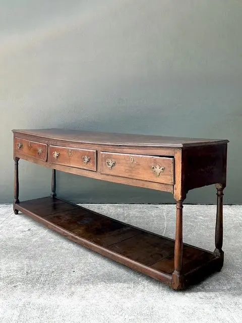 Vintage 18th Century Distressed Plank Console Table - Detail view