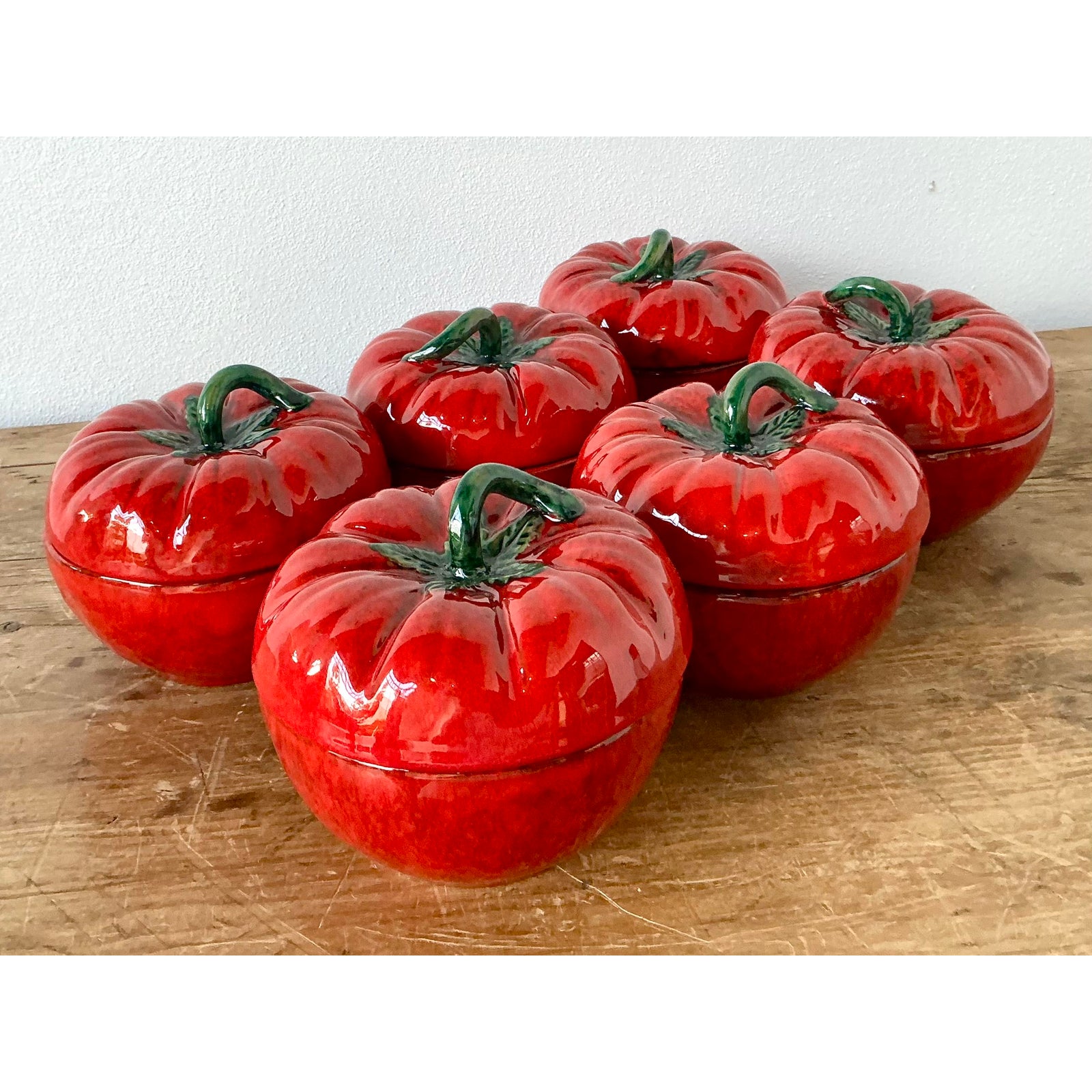 Vintage 1960s Italian Glazed Ceramic Tomato Lidded Bowls - Set of 6 - Detail view