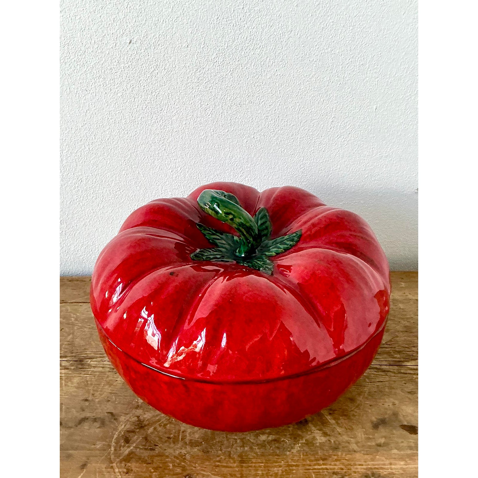 Vintage 1960s Italian Glazed Ceramic Tomato Tureen - Back view