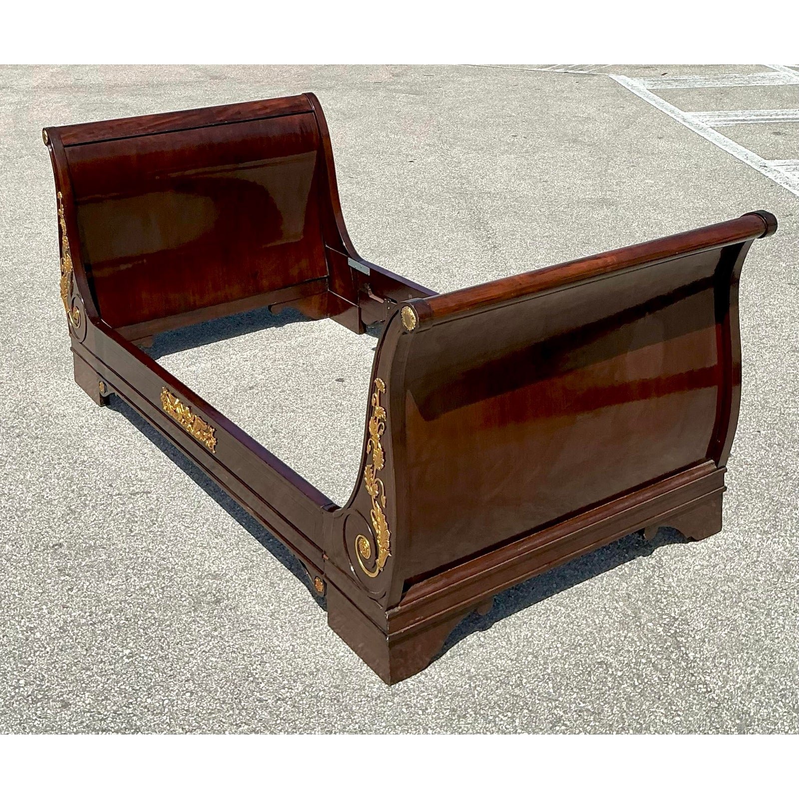 Vintage 19th Century French Empire Sleigh Daybed - Side view