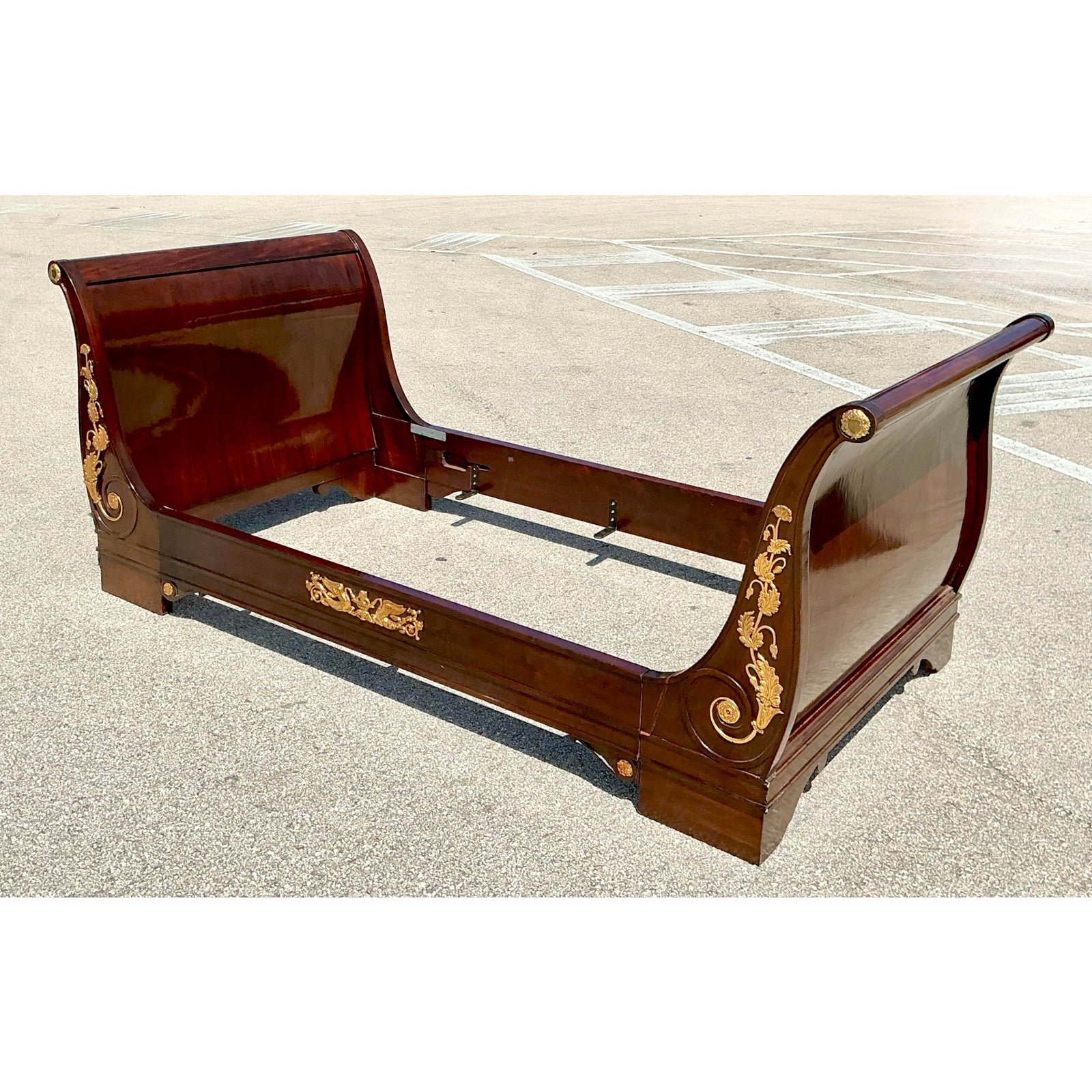 Vintage 19th Century French Empire Sleigh Daybed - Top view