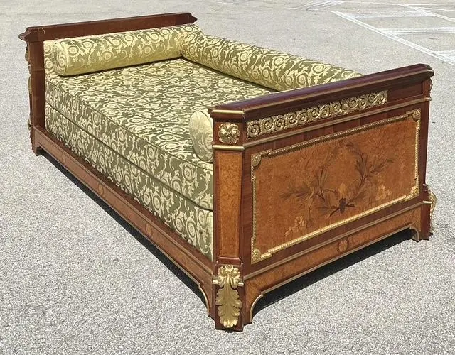 Vintage 19th Century French Louis XVI Marquetry Twin Daybed - Top view