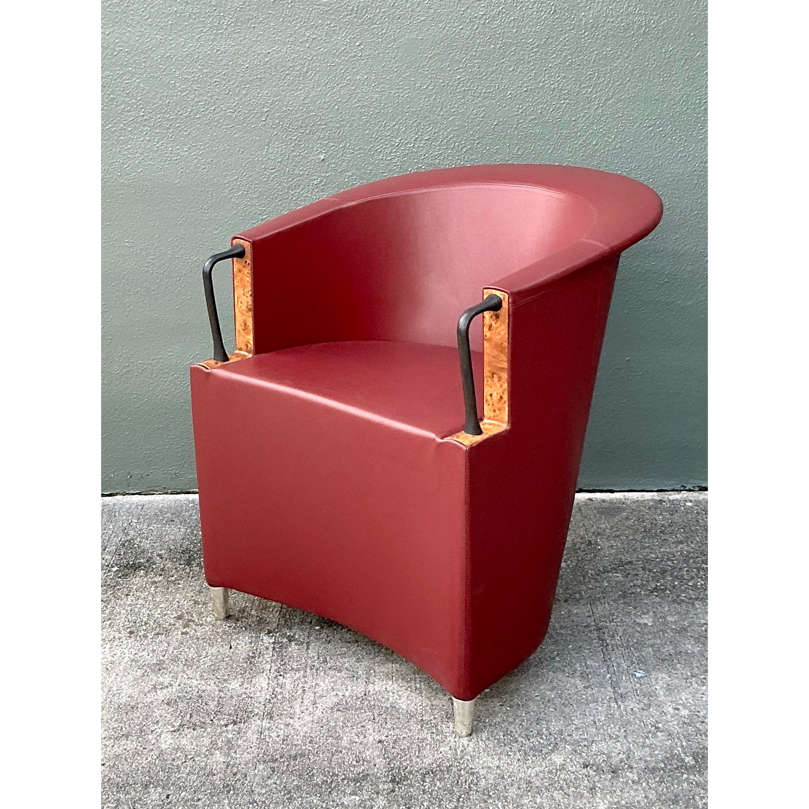 Vintage a Italian Paola Piva for B&b Italia “Artema” Leather Lounge Chair - Detail view