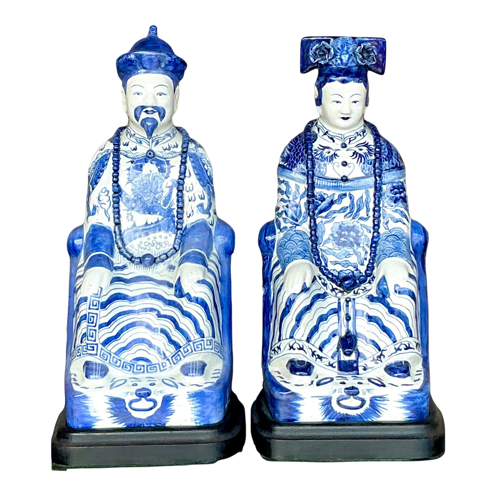 Vintage Asian Blue and White Emperor Lamps - A Pair - Detail view