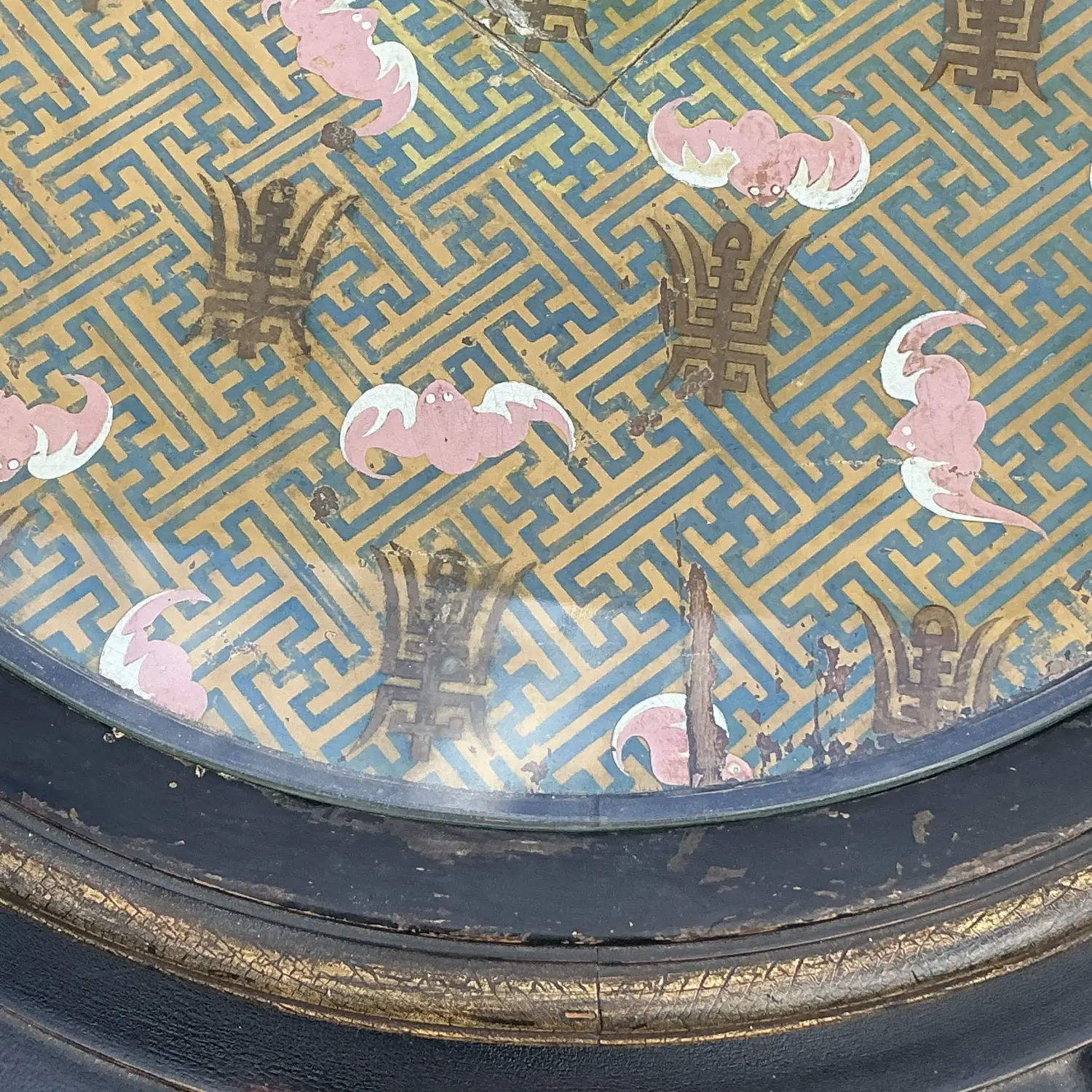 Vintage Asian Chinoiserie Bat Wing Coffee Table - Top view