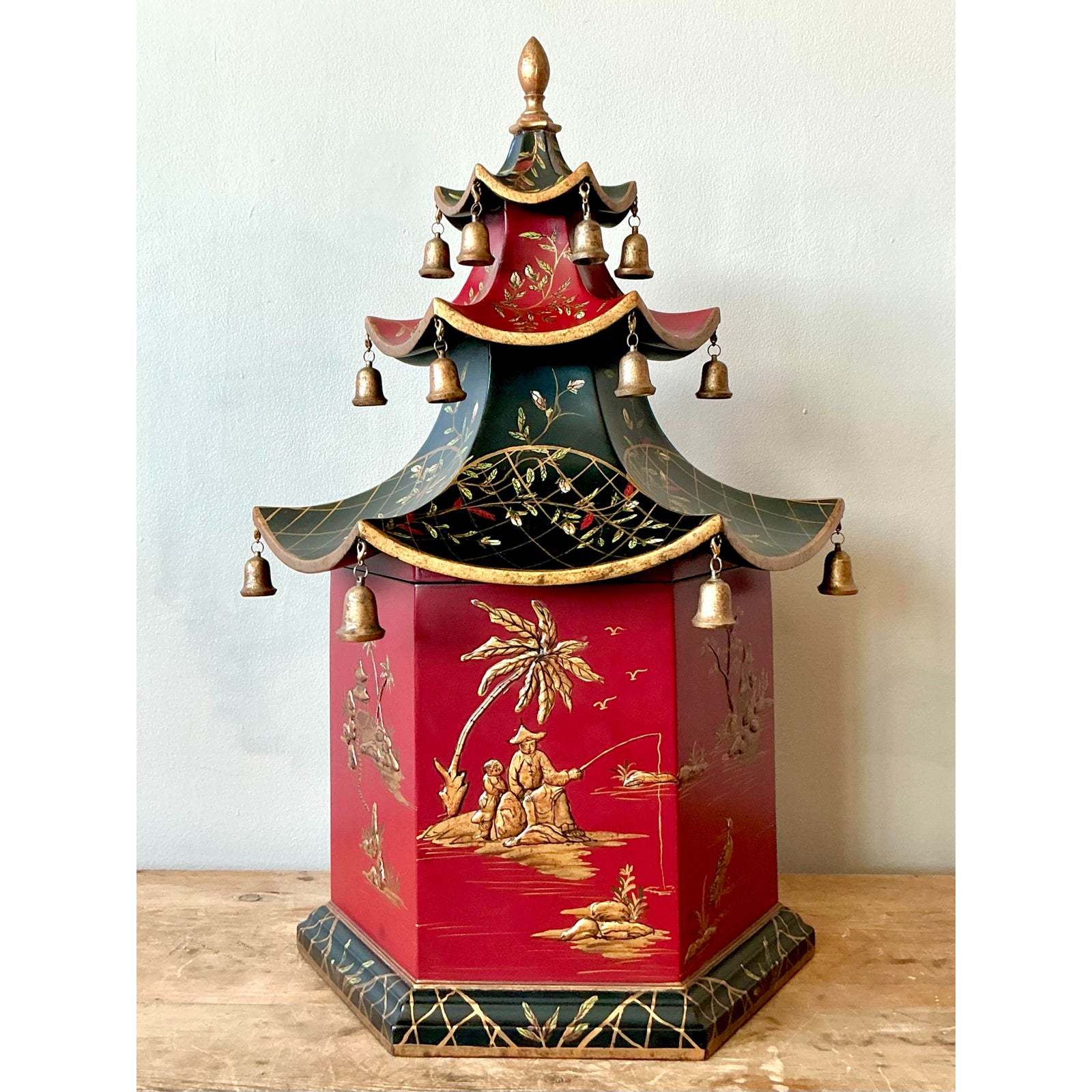 Vintage Asian Pagoda Box - Side view