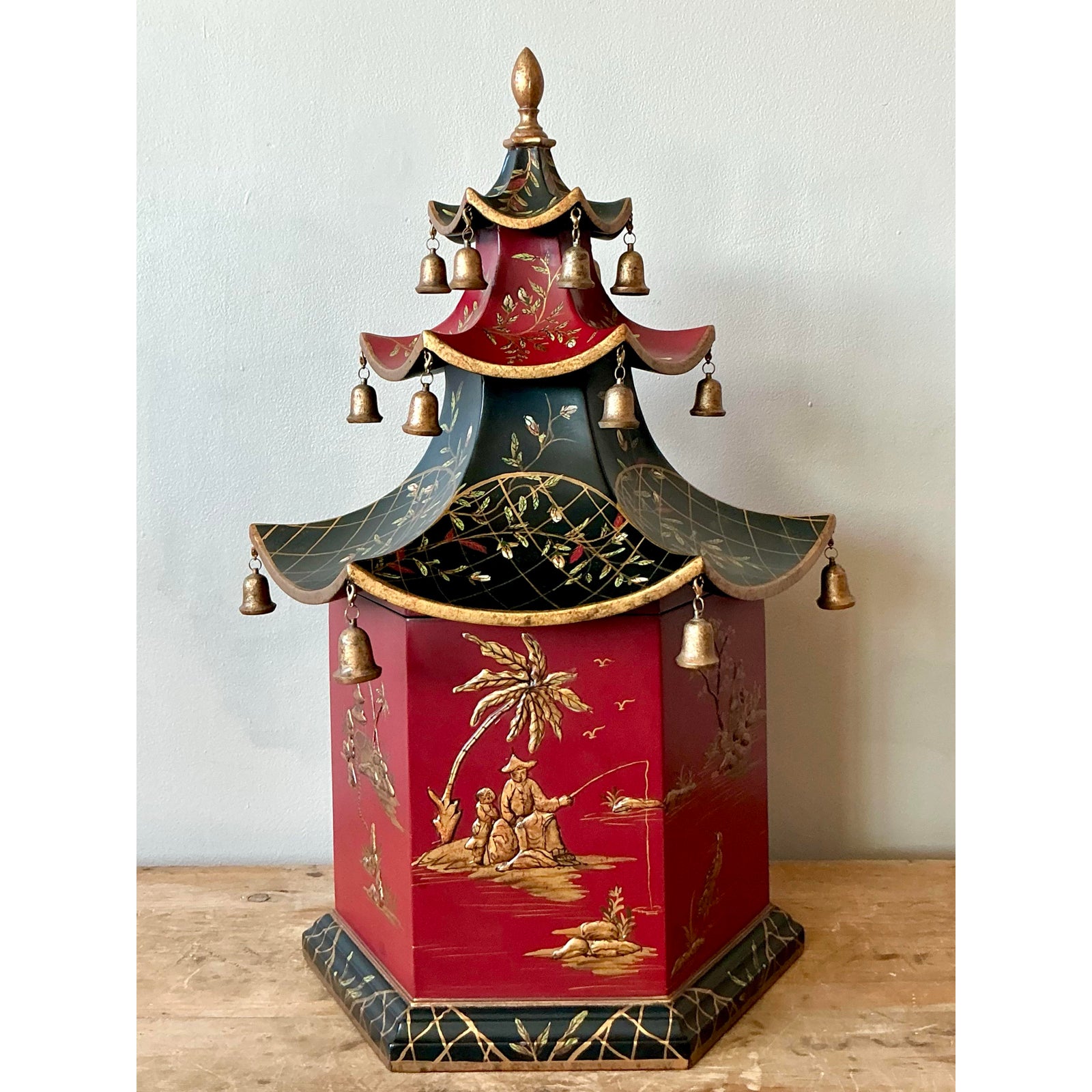 Vintage Asian Pagoda Box - Top view