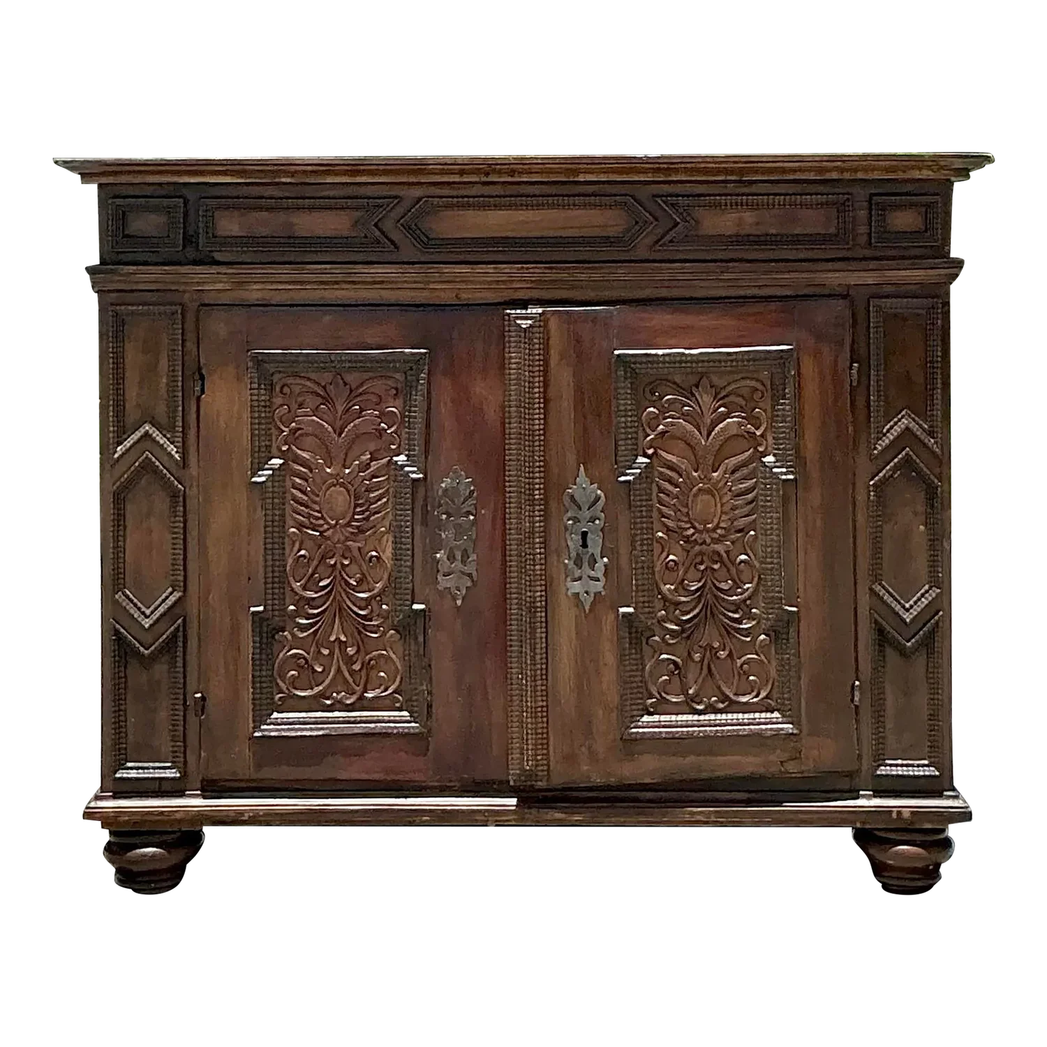 Vintage Boho 18th Century Primitive Cabinet - Detail view
