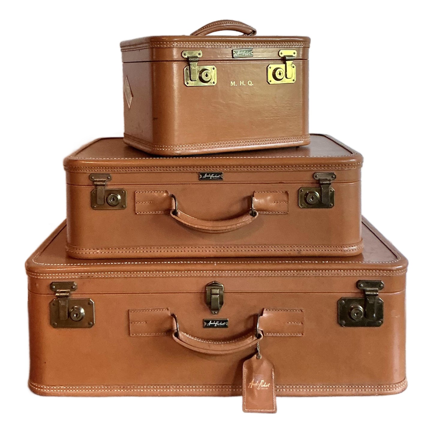 Vintage Boho Amelia Earhart Luggage Set - Detail view