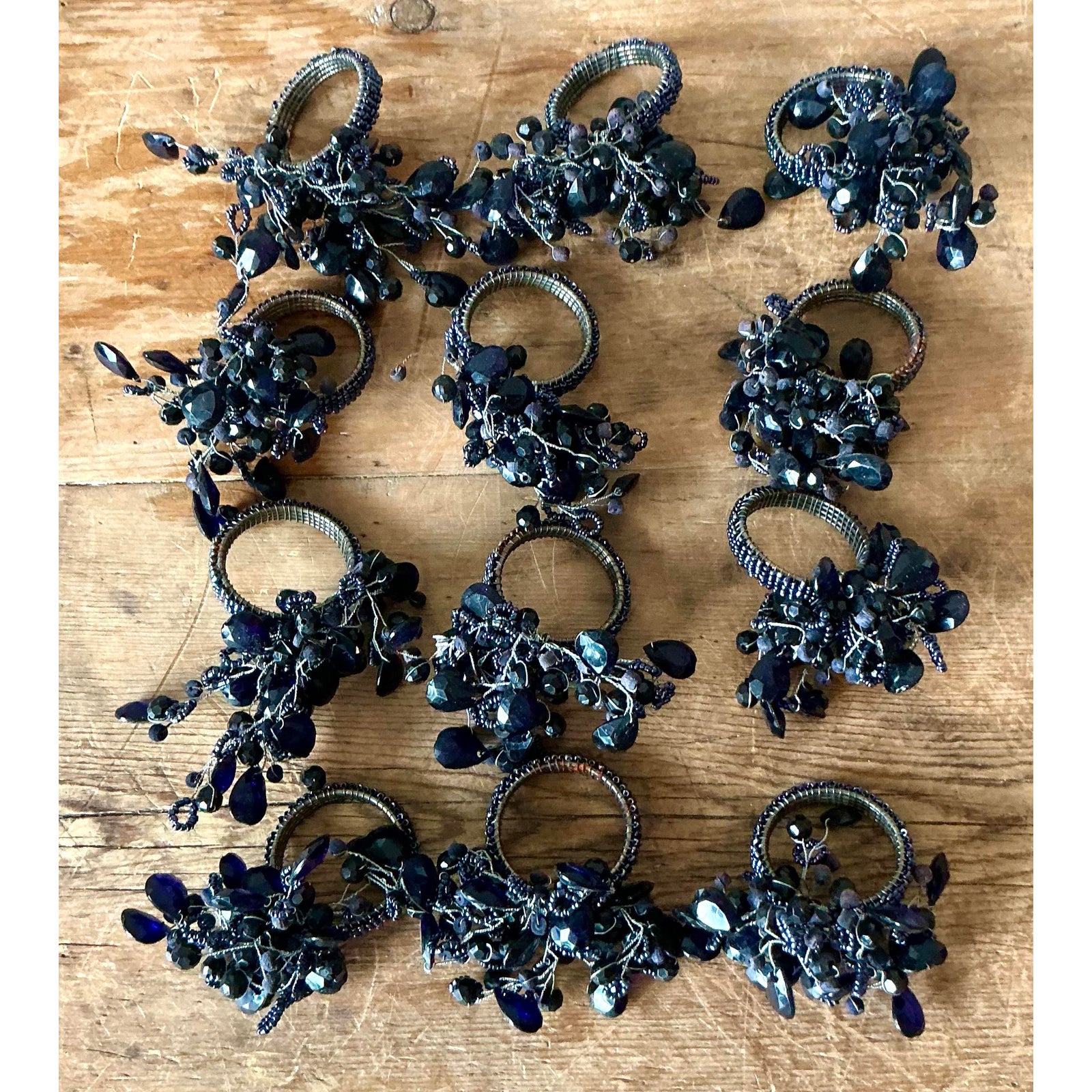 Vintage Boho Amethyst Crystal Napkin Rings - Set of 12 - Detail view