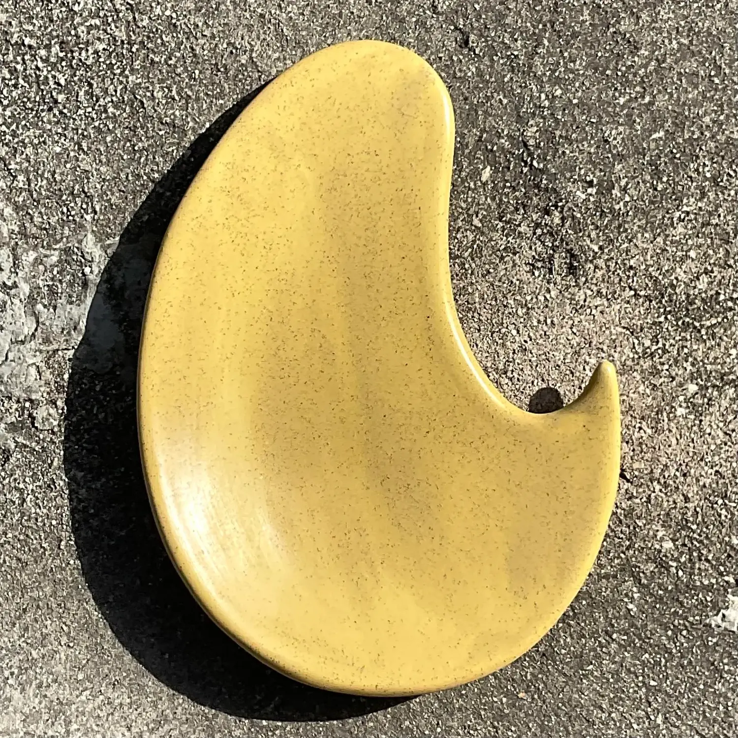 Vintage Boho Biomorphic Glazed Ceramic Platter - Side view