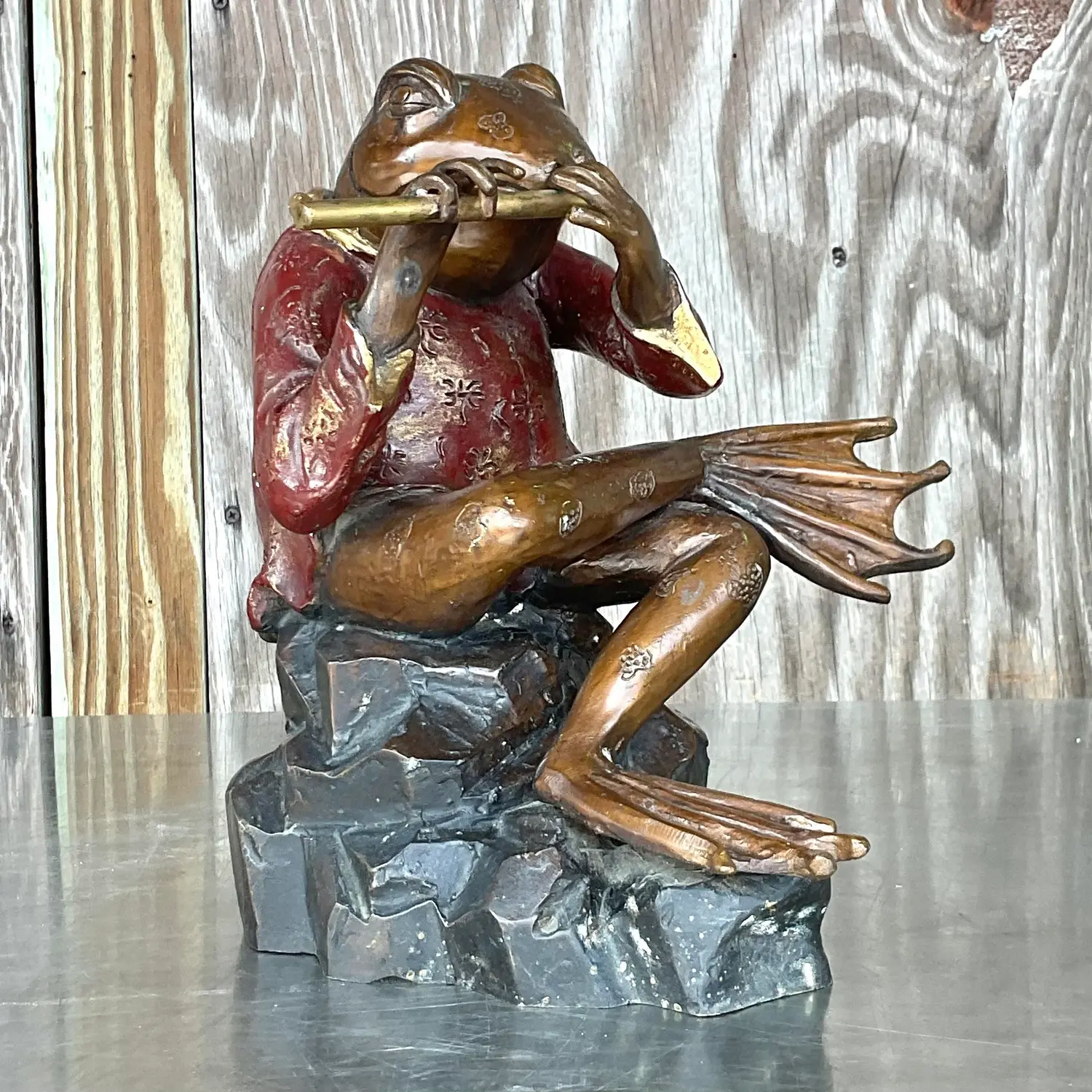 Vintage Boho Bronze Crossed Legged Frog - Detail view