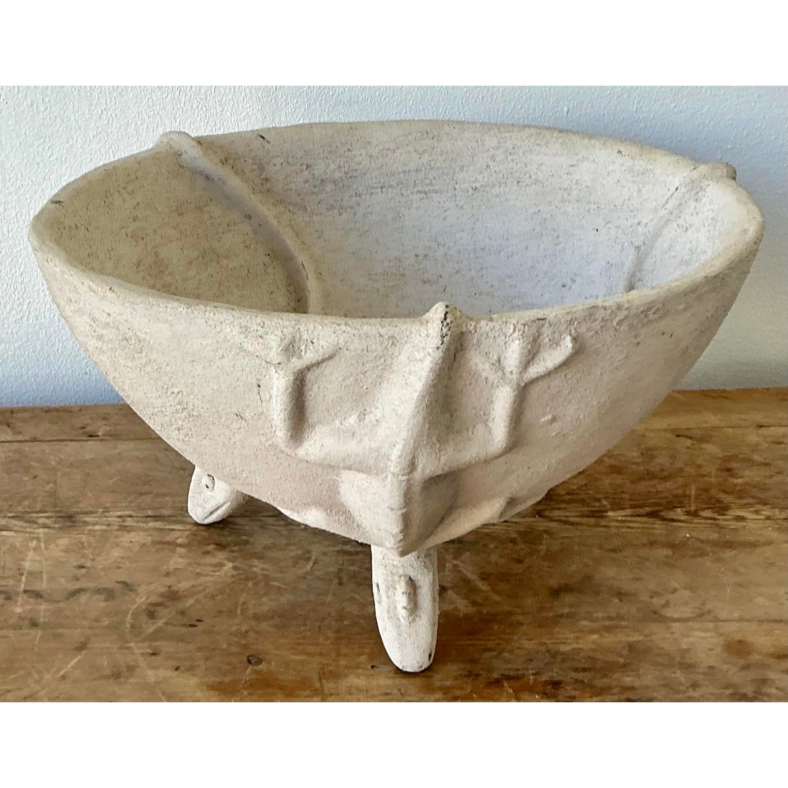 Vintage Boho Cast Lizard Ceramic Bowl - Top view