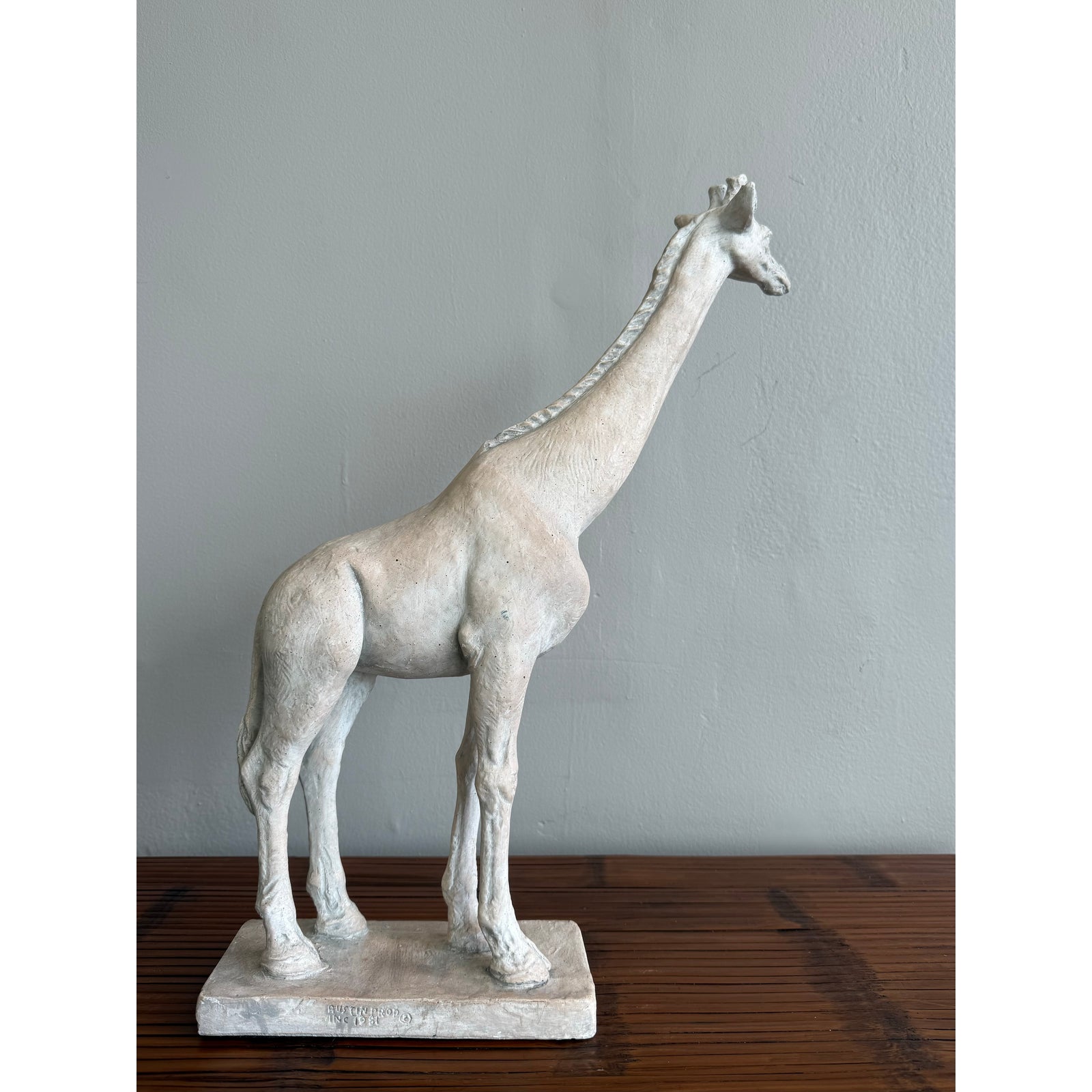 Vintage Boho Ceramic Giraffe Sculpture - Back view