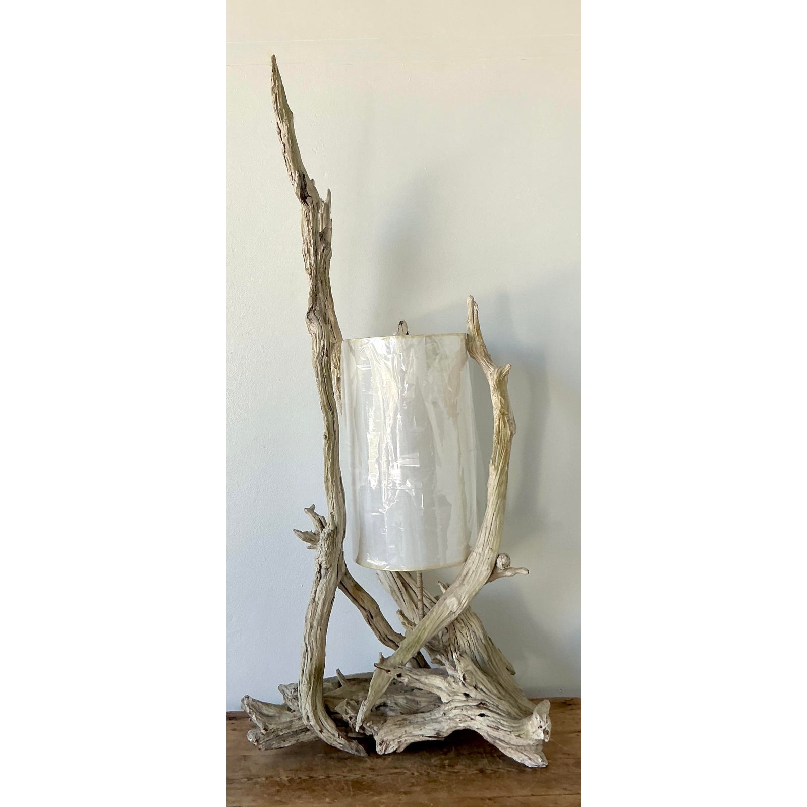 Vintage Boho Driftwood Lamp - Detail view