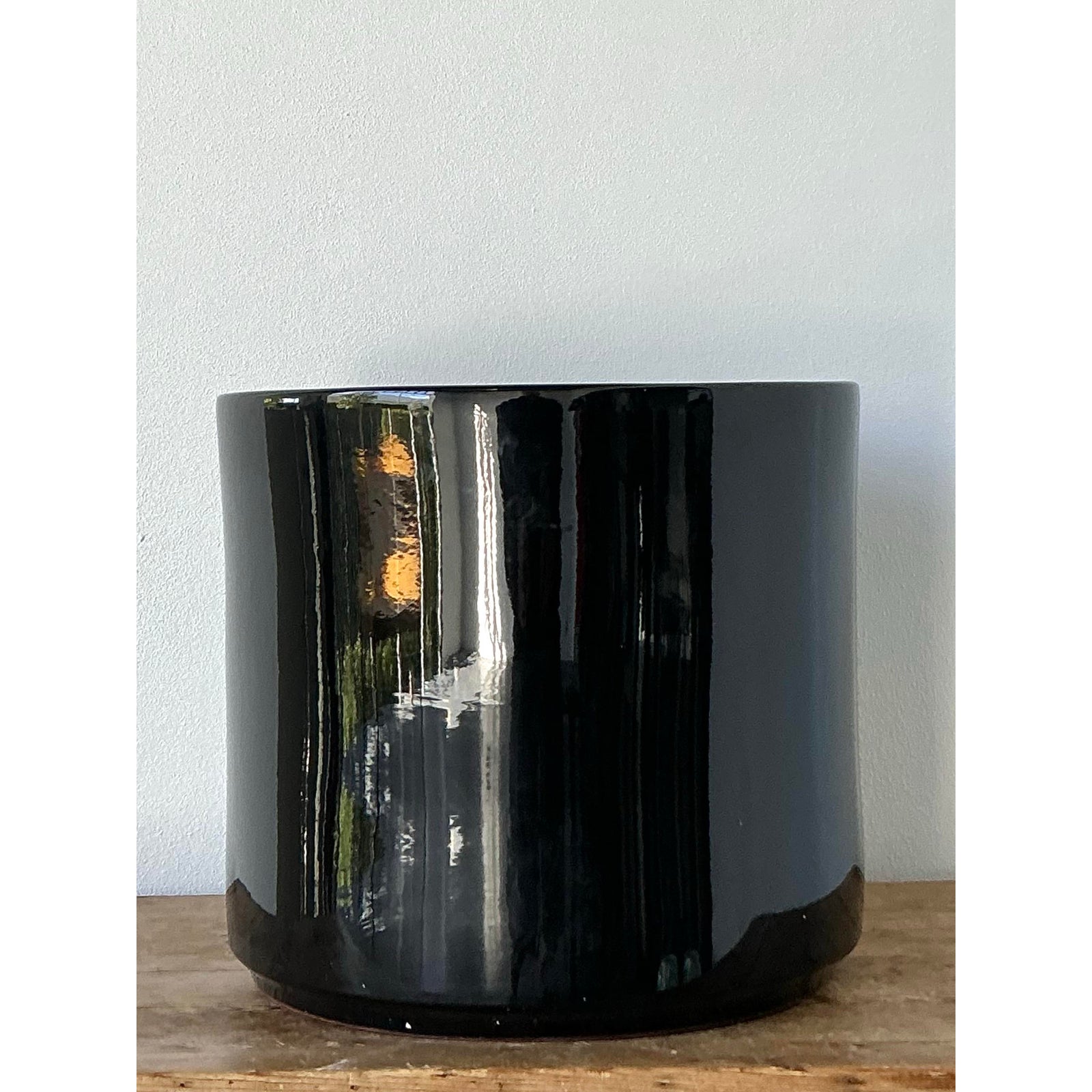 Vintage Boho Gainey Glazed Ceramic Planter - Detail view
