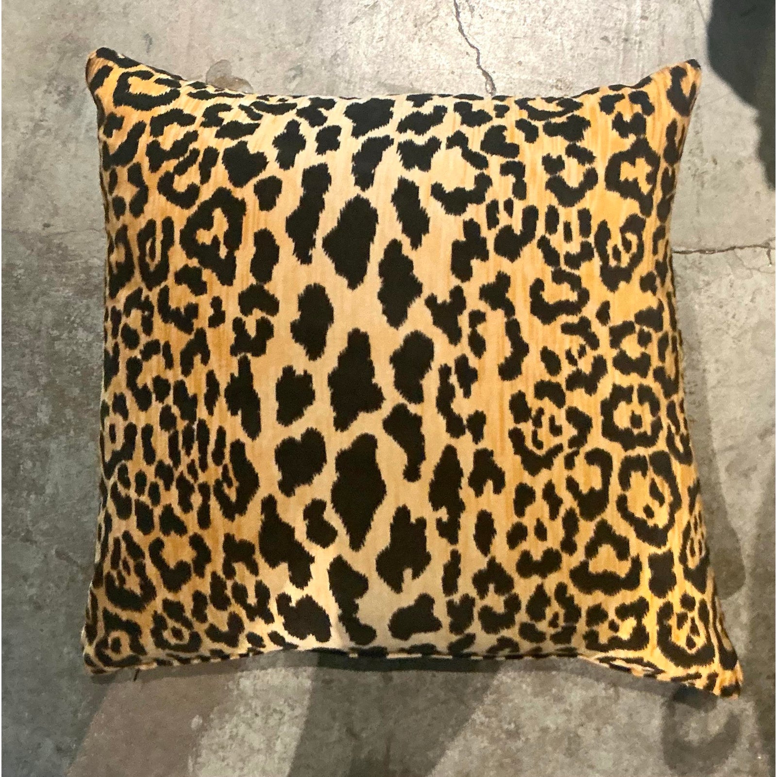 Vintage Boho Leopard Velvet Throw Pillow - Detail view